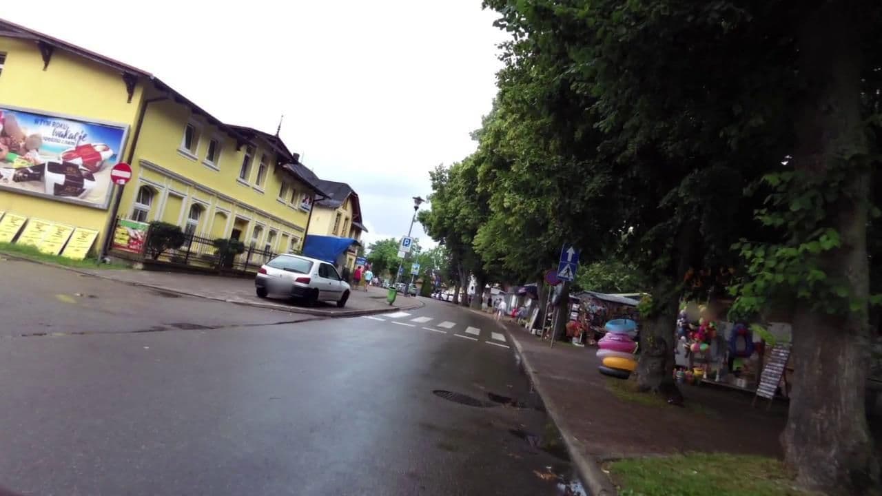 Street view near Ośrodek wczasowy Jar S c Andrzej i Jerzy Bętkowscy - Ustronie Morskie, Ustronie Morskie — © masterofnoroad (CC BY-SA · Mapillary)