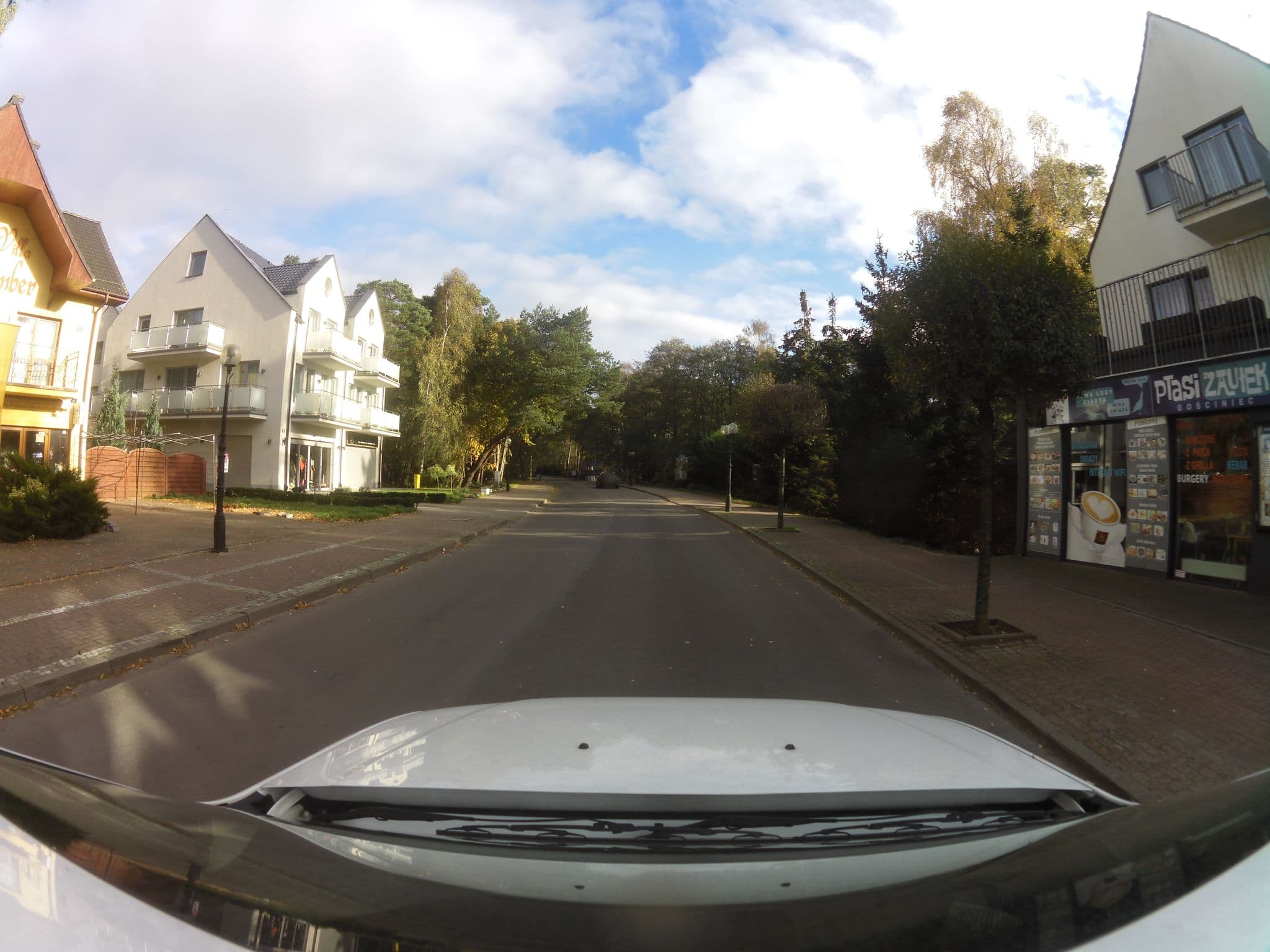 Street view near Sandra. Kompleks wczasowo - sanatoryjny, Cerkwica — © masterofnoroad (CC BY-SA · Mapillary)