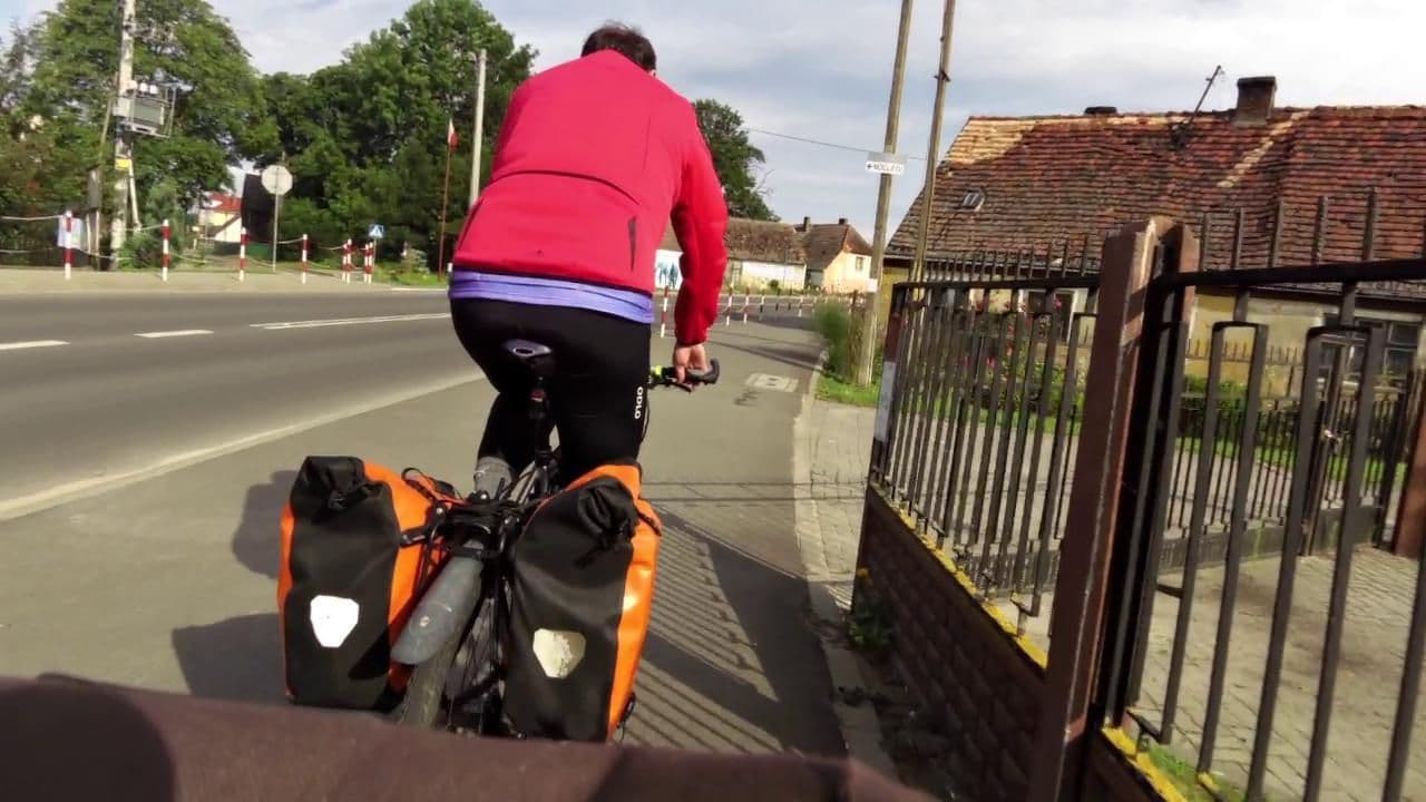 Street view near Jan Charkot Dorjan Wynajem Pokoi Gościnnych, Dziwnów — © masterofnoroad (CC BY-SA · Mapillary)