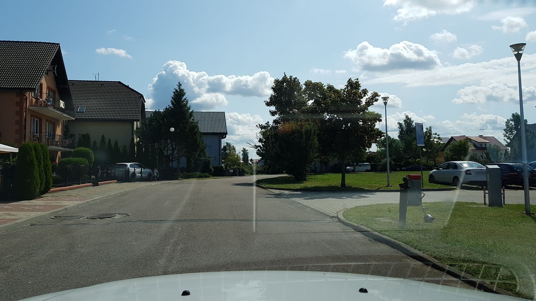 Street view near Zespół Ogólnodostępnych Domków Turystycznych Henryka Różańska, Pobierowo — © masterofnoroad (CC BY-SA · Mapillary)