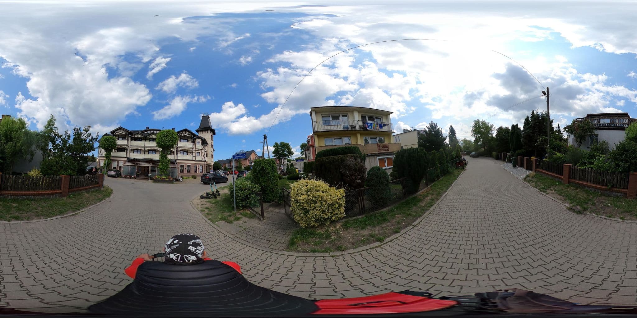Street view near Mirosława Libucka Sklep Spożywczo Monopolowy, Dziwnów — © masterofnoroad (CC BY-SA · Mapillary)