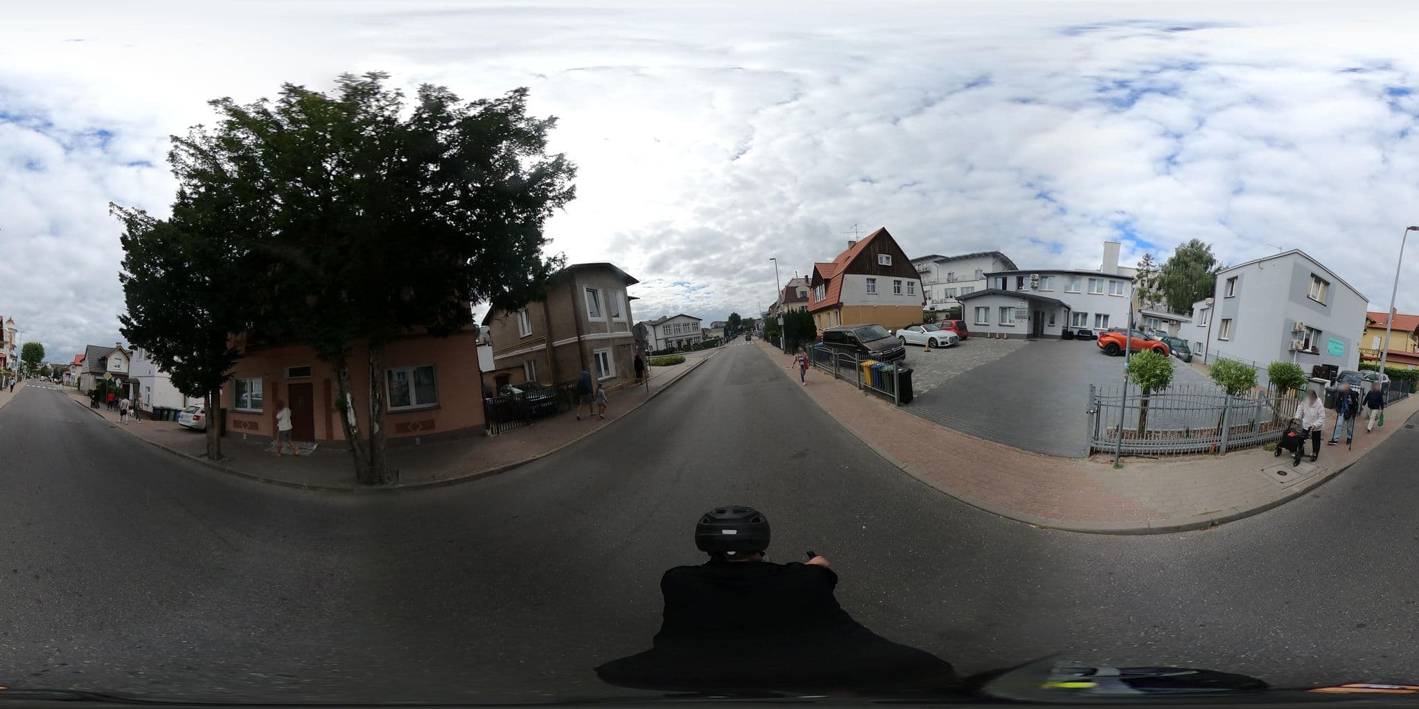Street view near Pokoje Gościnne. Sławomir Kowalczuk, Międzyzdroje — © RowerowyRozboojnik (CC BY-SA · Mapillary)