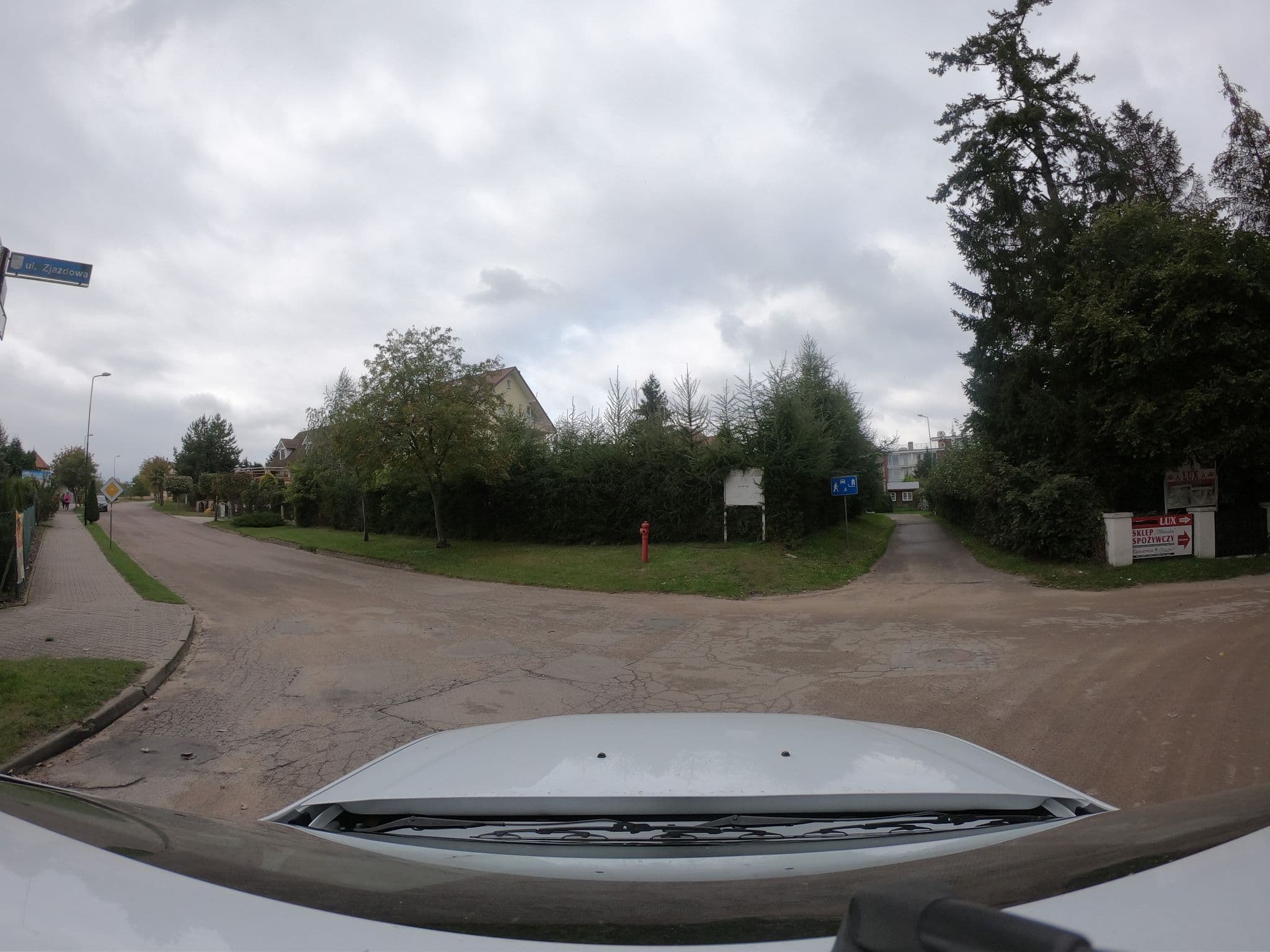 Street view near Eljot. Pensjonat, Pobierowo — © masterofnoroad (CC BY-SA · Mapillary)