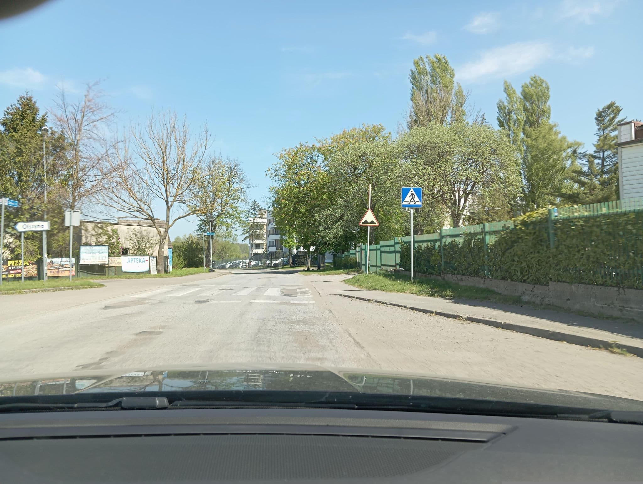 Street view near Apartament na os. Rezydencja Ustronie Morskie, Ustronie Morskie — © jacekb (CC BY-SA · Mapillary)