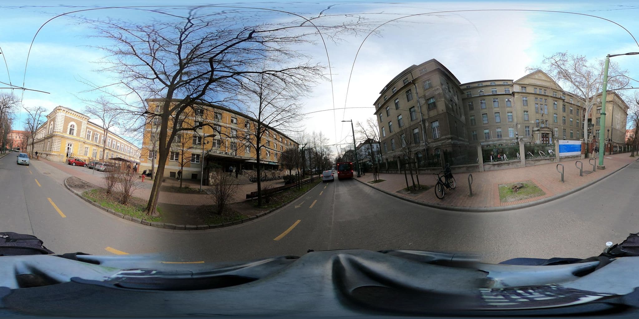 Street view near Semmelweis Ignác Kollégium, Szeged — © grozsa11 (CC BY-SA · Mapillary)