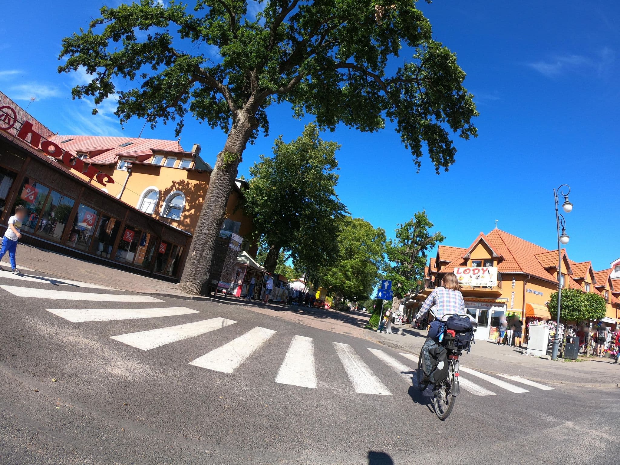 Street view near Pensjonat Bogdanka, Pobierowo — © masterofnoroad (CC BY-SA · Mapillary)