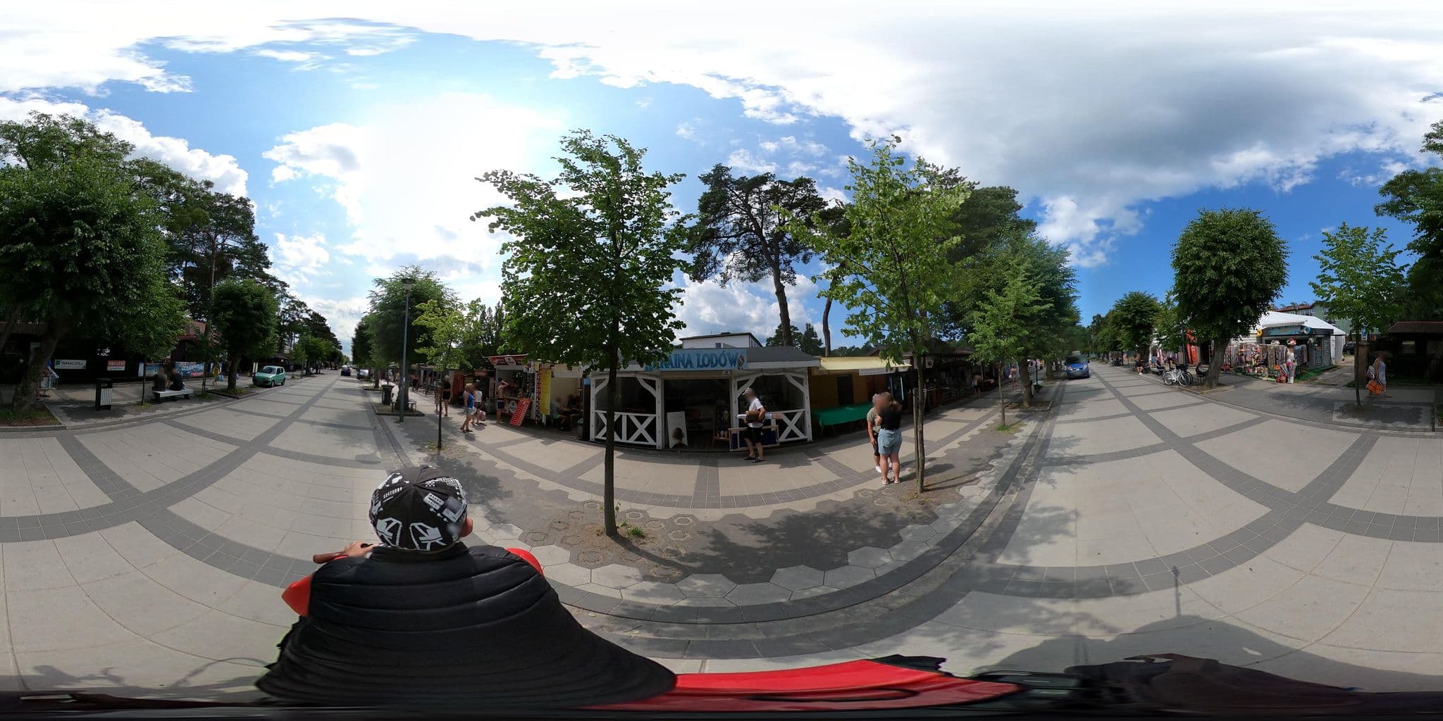 Street view near Ośrodek Wczasowy Familijni, Dziwnów — © masterofnoroad (CC BY-SA · Mapillary)