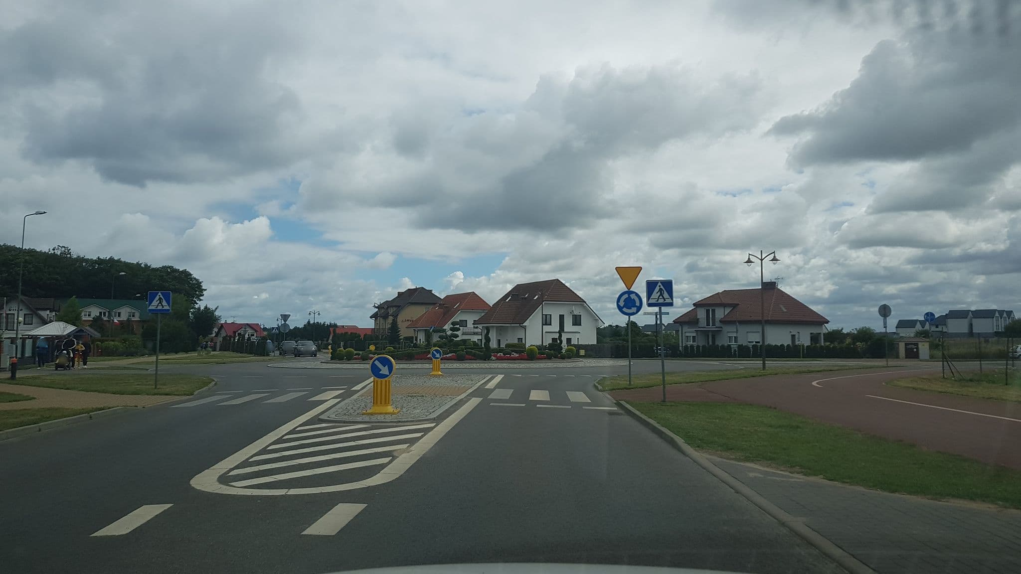 Street view near Dom Gościnny u Lidki i Jarka Lidia Laskowska, Pobierowo — © masterofnoroad (CC BY-SA · Mapillary)