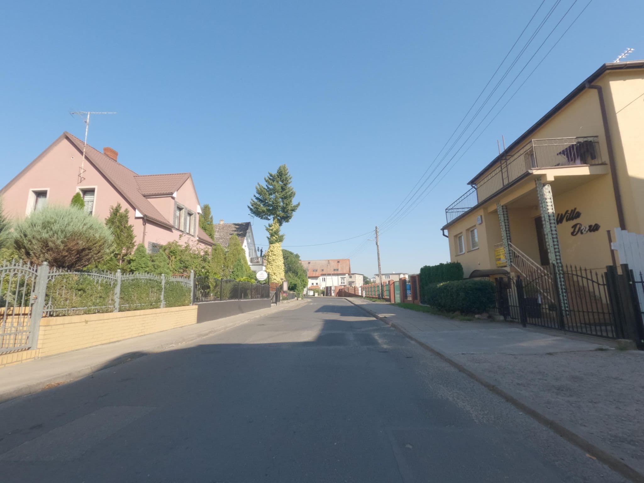Street view near Bronisław Mirowski, Międzyzdroje — © masterofnoroad (CC BY-SA · Mapillary)
