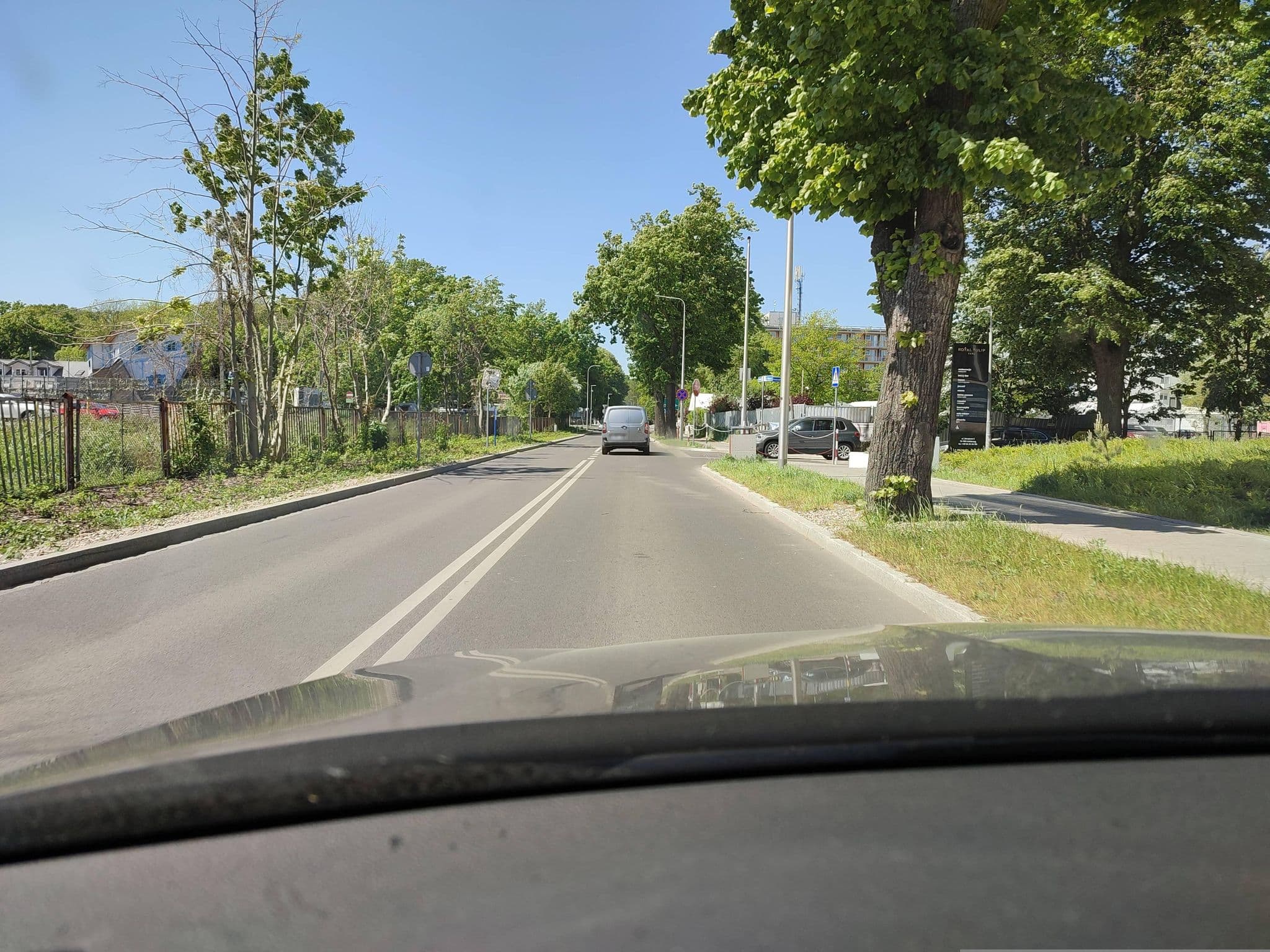Street view near Hotel Maxymilian Sp. z o.o., Kołobrzeg — © d3mol3k (CC BY-SA · Mapillary)