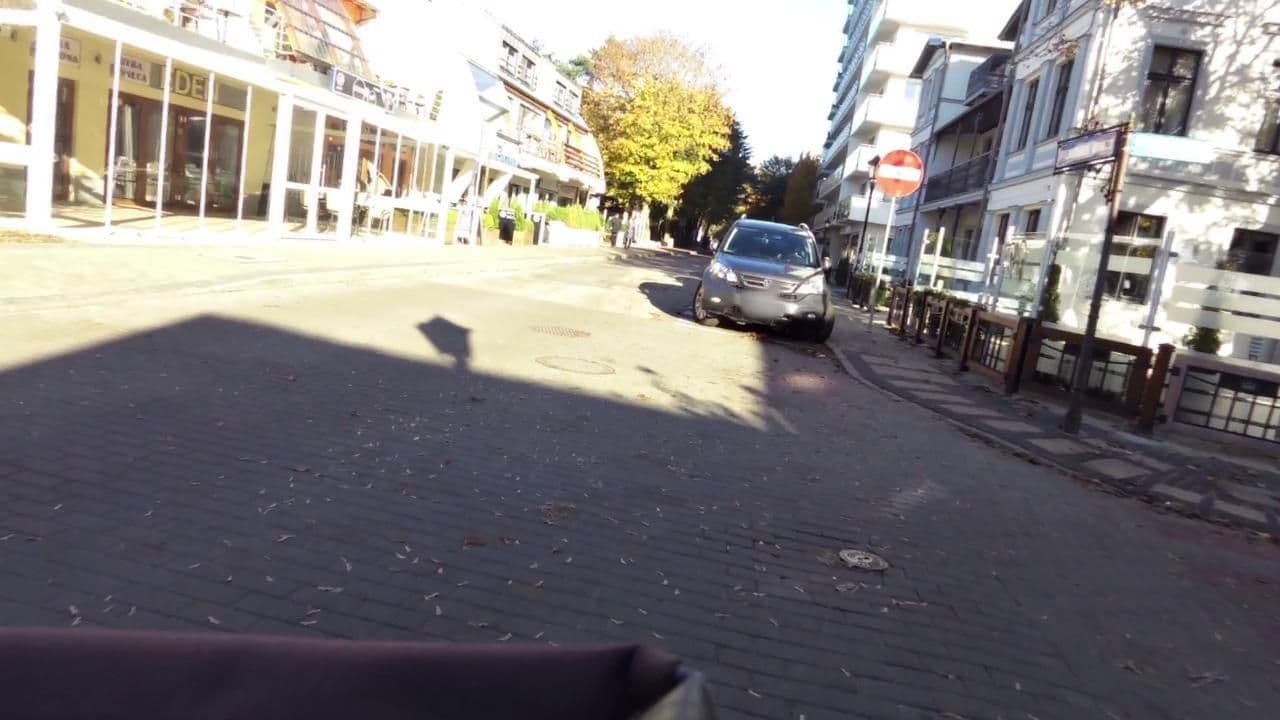 Street view near Henryk Małolepszy, Międzyzdroje — © masterofnoroad (CC BY-SA · Mapillary)