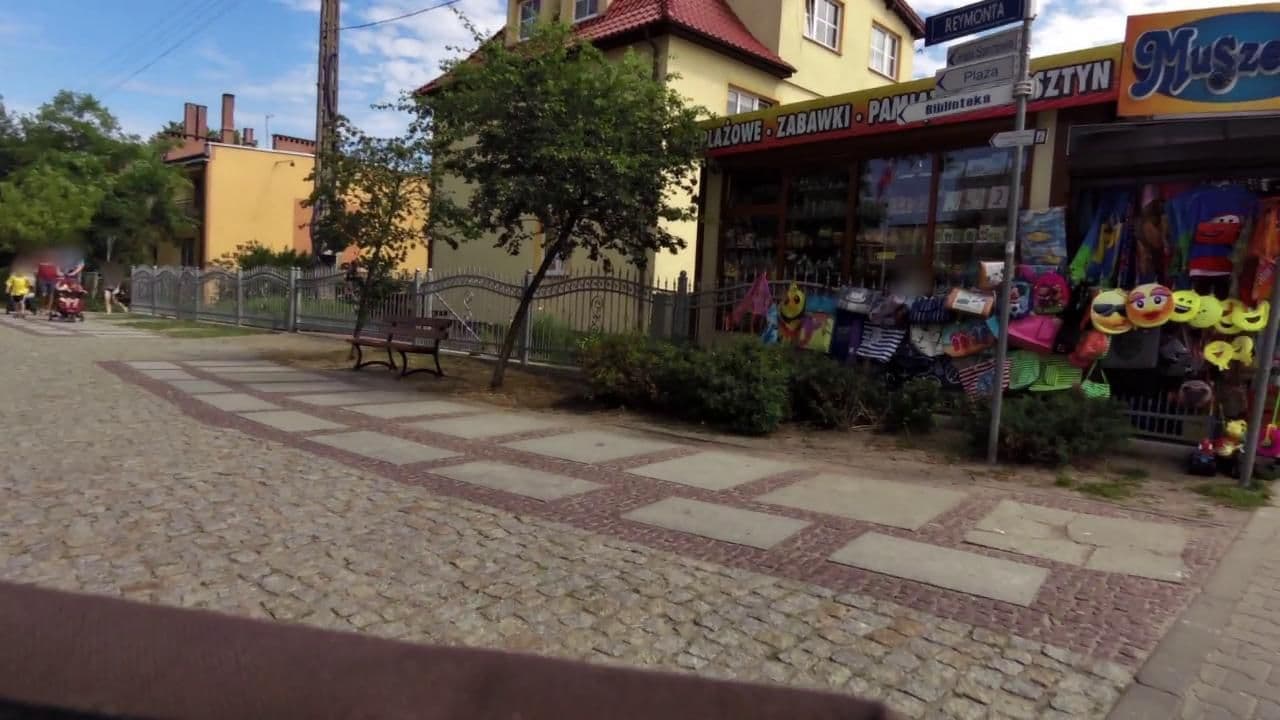 Street view near Dom Gościnny Ryszard, Dziwnów — © masterofnoroad (CC BY-SA · Mapillary)