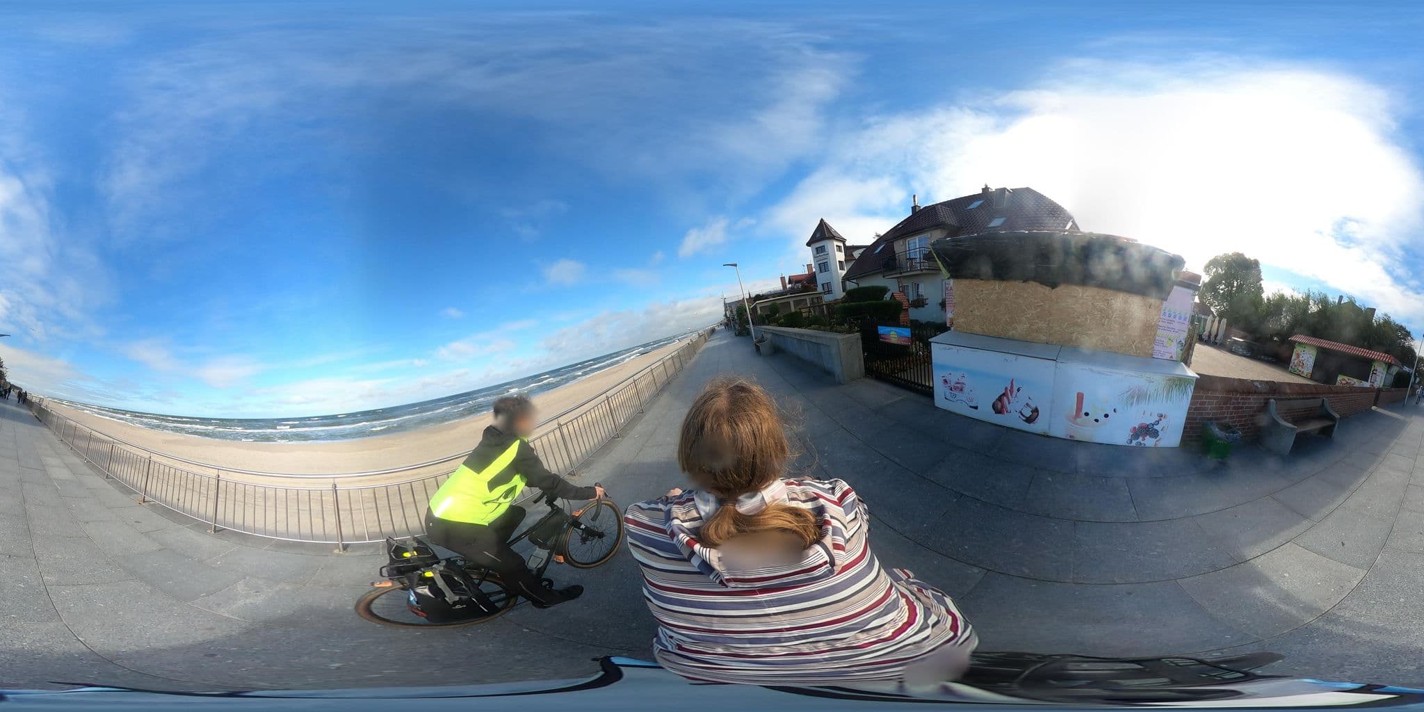Street view near Dom Przy Plaży Sarbinowo, Mielno — © RowerowyRozboojnik (CC BY-SA · Mapillary)