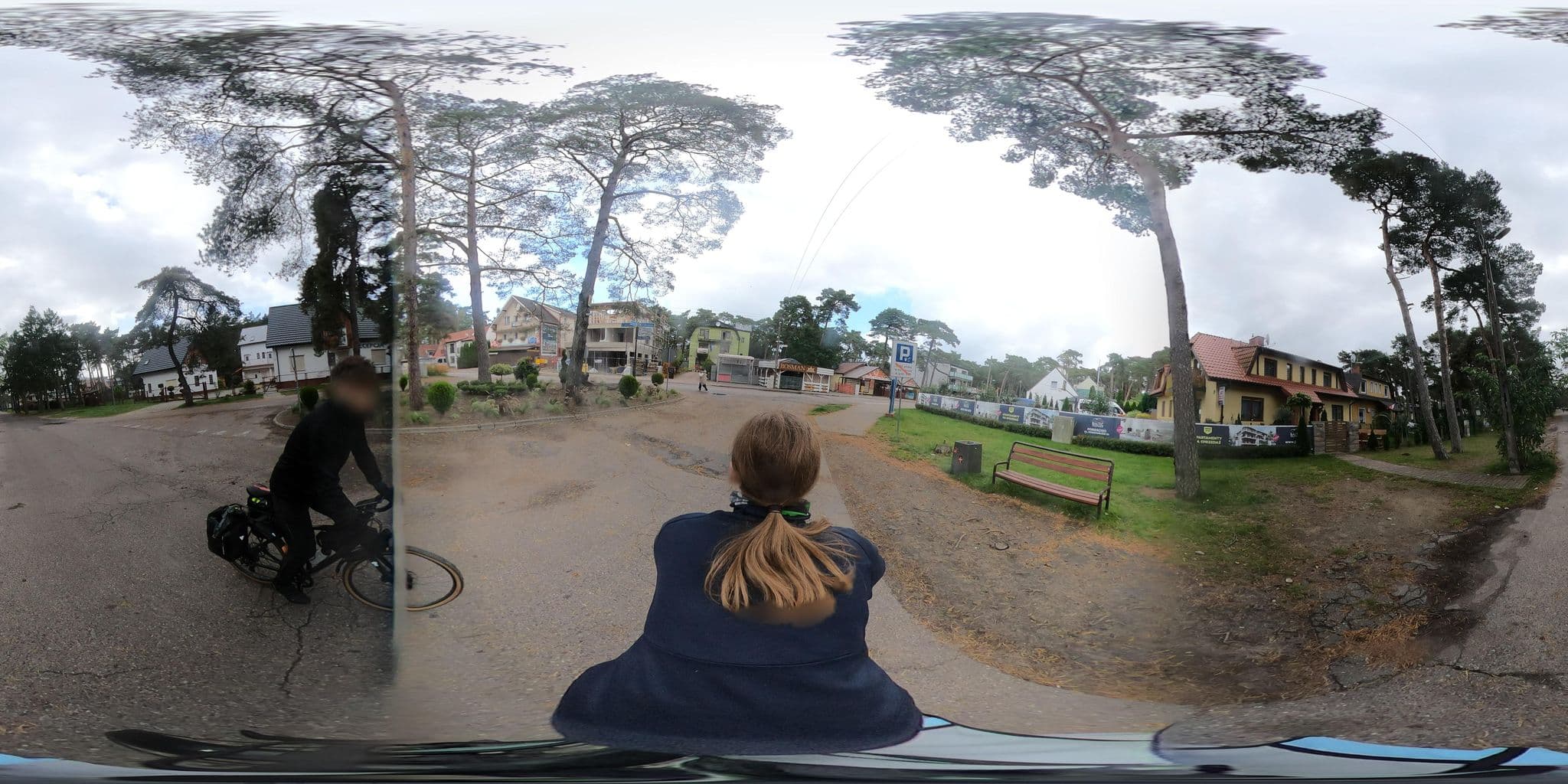 Street view near Lusien - Kwatery Prywatne - Dicop L., Pobierowo — © RowerowyRozboojnik (CC BY-SA · Mapillary)