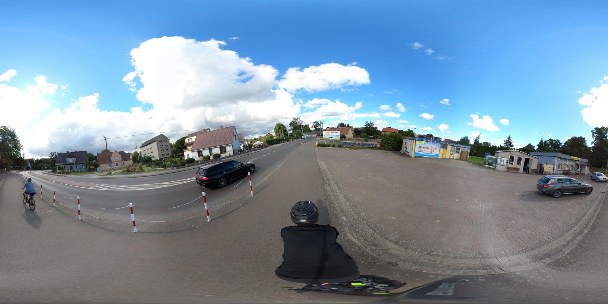 Street view near Agro-Pensjonat Pod Kogutem, Dziwnów — © RowerowyRozboojnik (CC BY-SA · Mapillary)