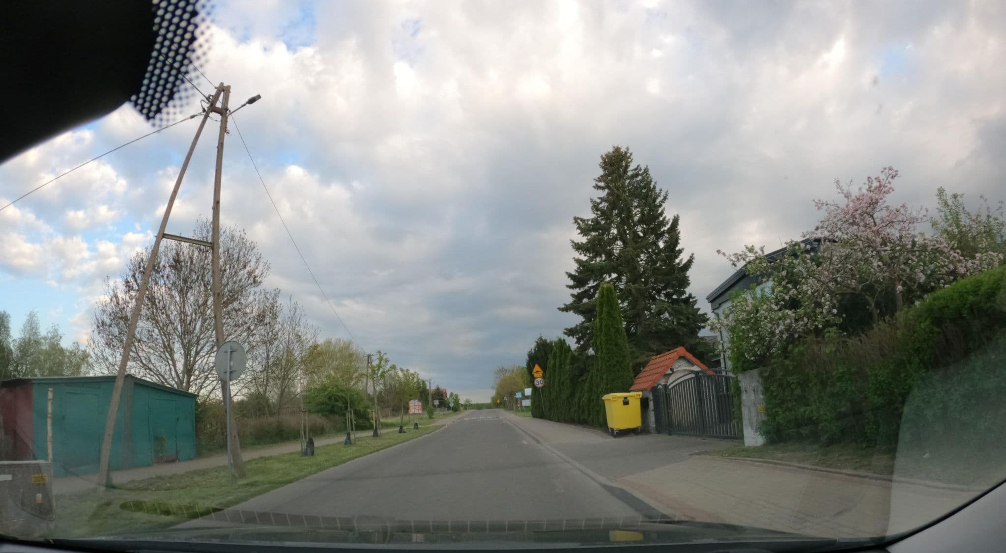 Street view near Apartamenty pod dębem, Pobierowo — © masterofnoroad (CC BY-SA · Mapillary)
