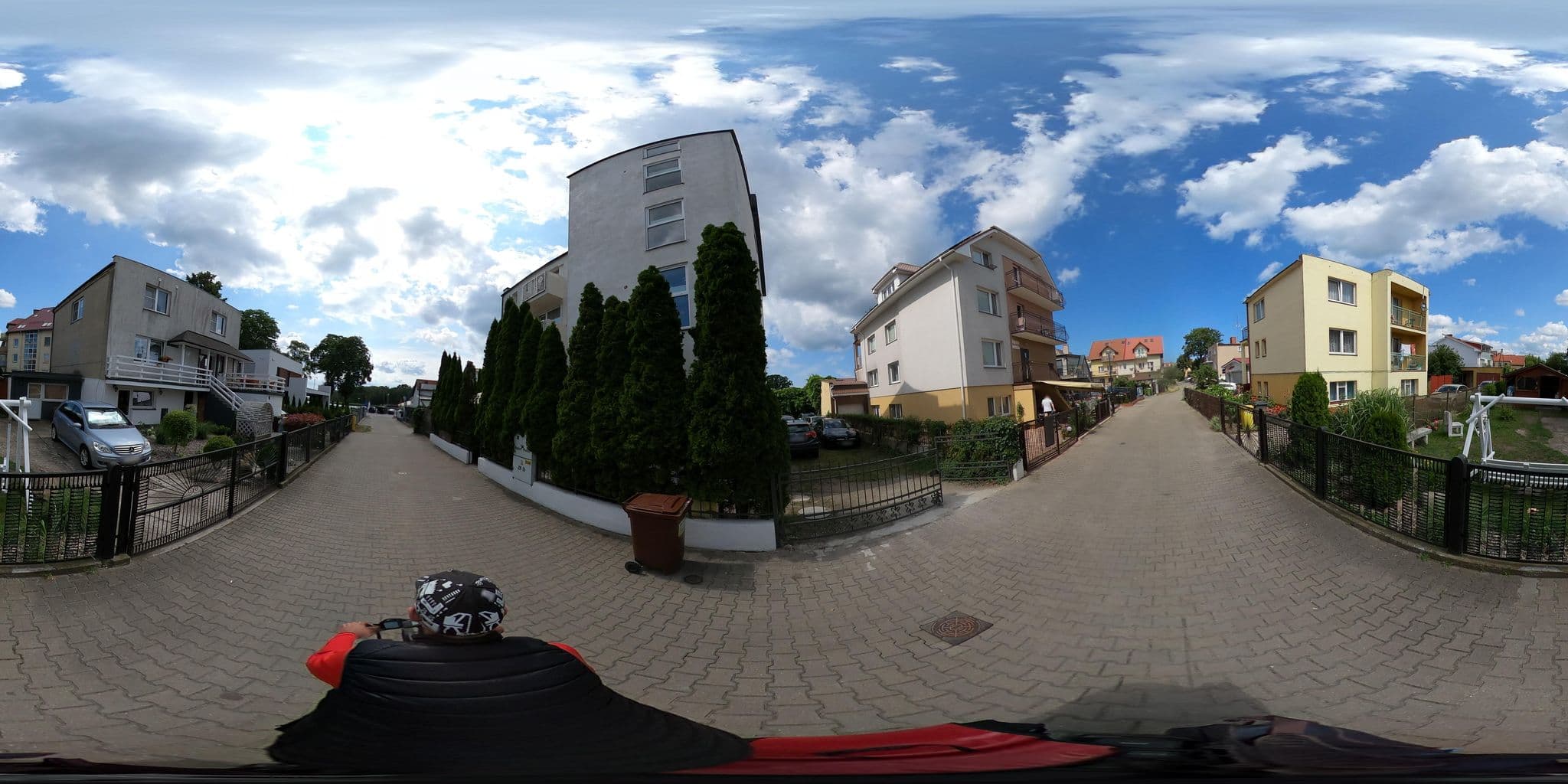 Street view near Sygit Marianna. Pokoje gościnne, Dziwnów — © masterofnoroad (CC BY-SA · Mapillary)
