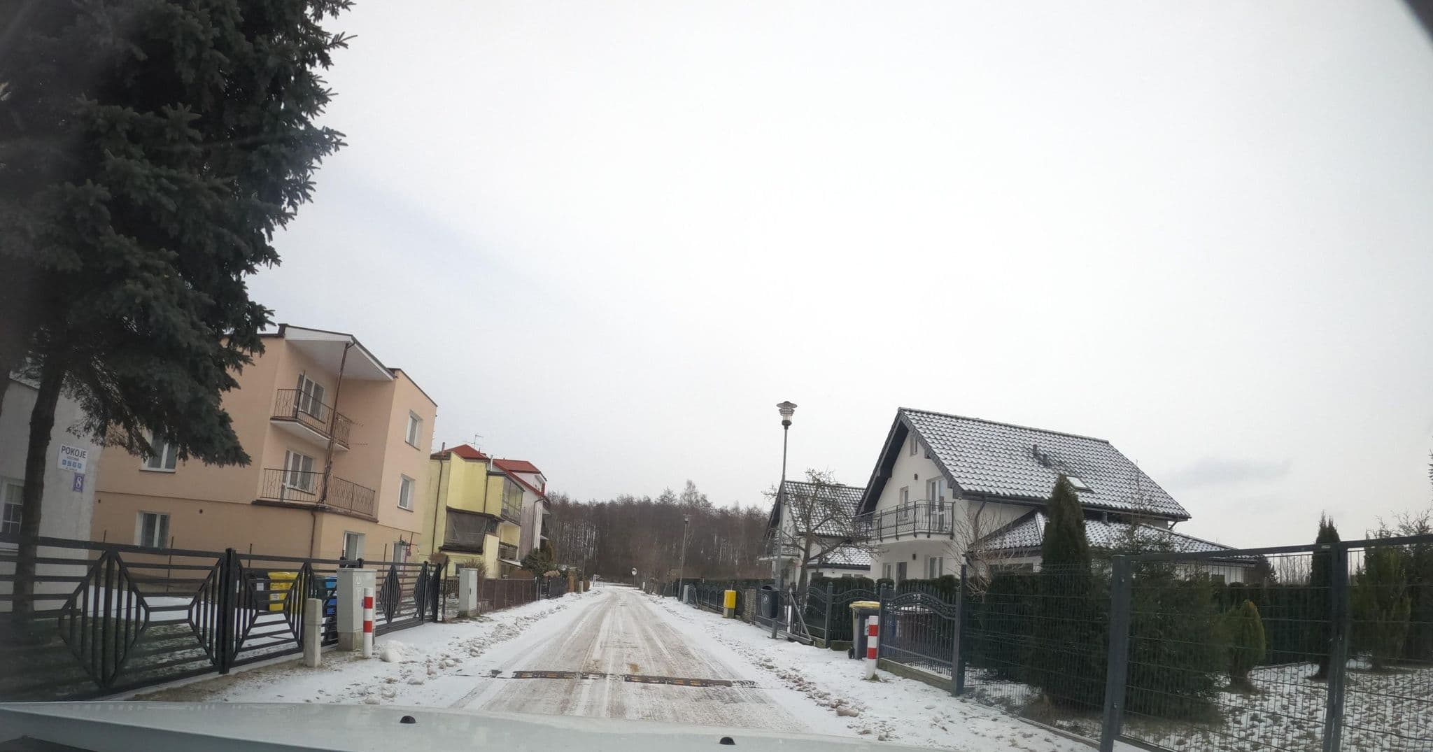Street view near Wynajem Kwater Czapka Danuta, Ustronie Morskie — © masterofnoroad (CC BY-SA · Mapillary)