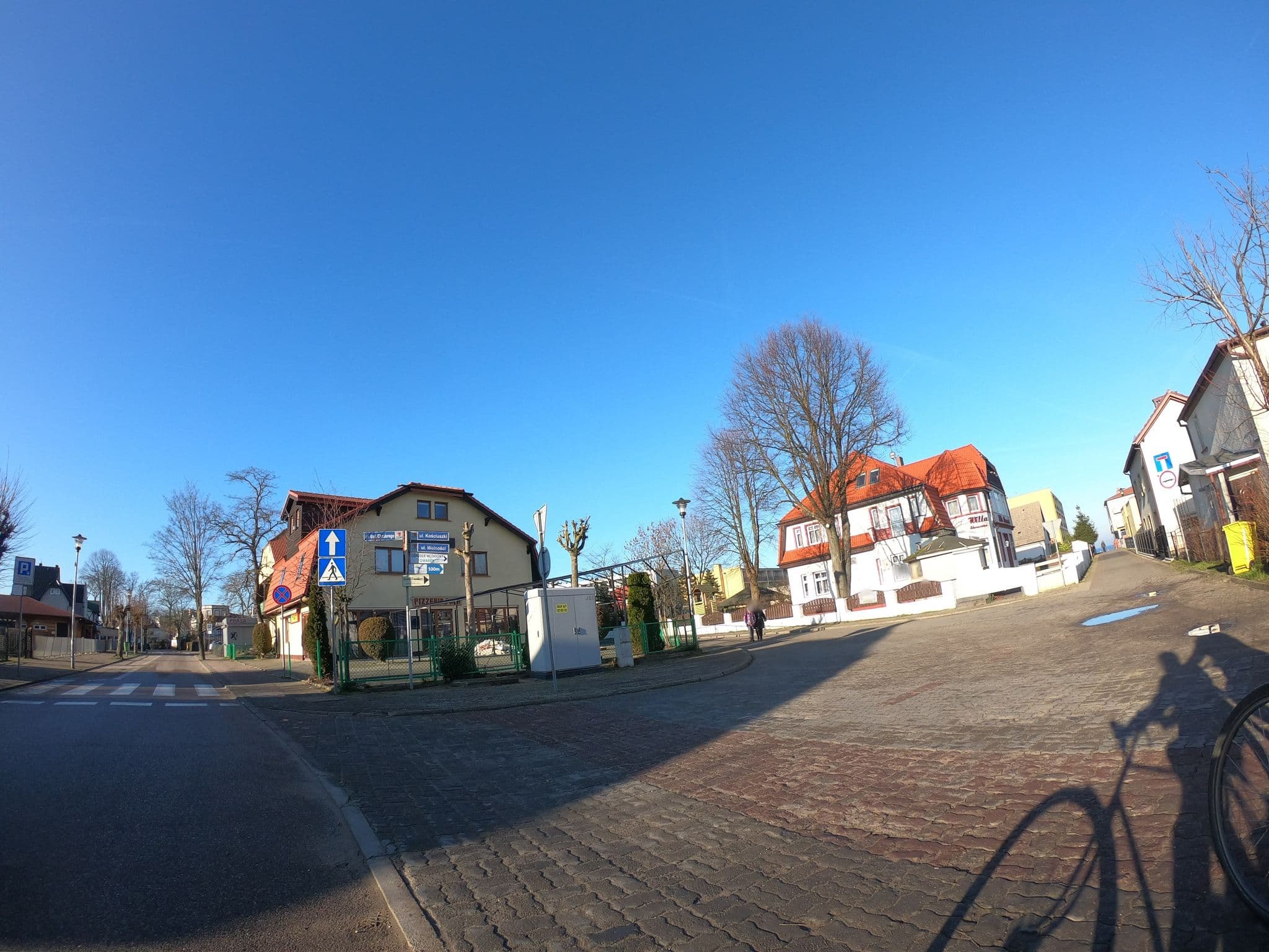 Street view near Wodnik, Ustronie Morskie — © masterofnoroad (CC BY-SA · Mapillary)