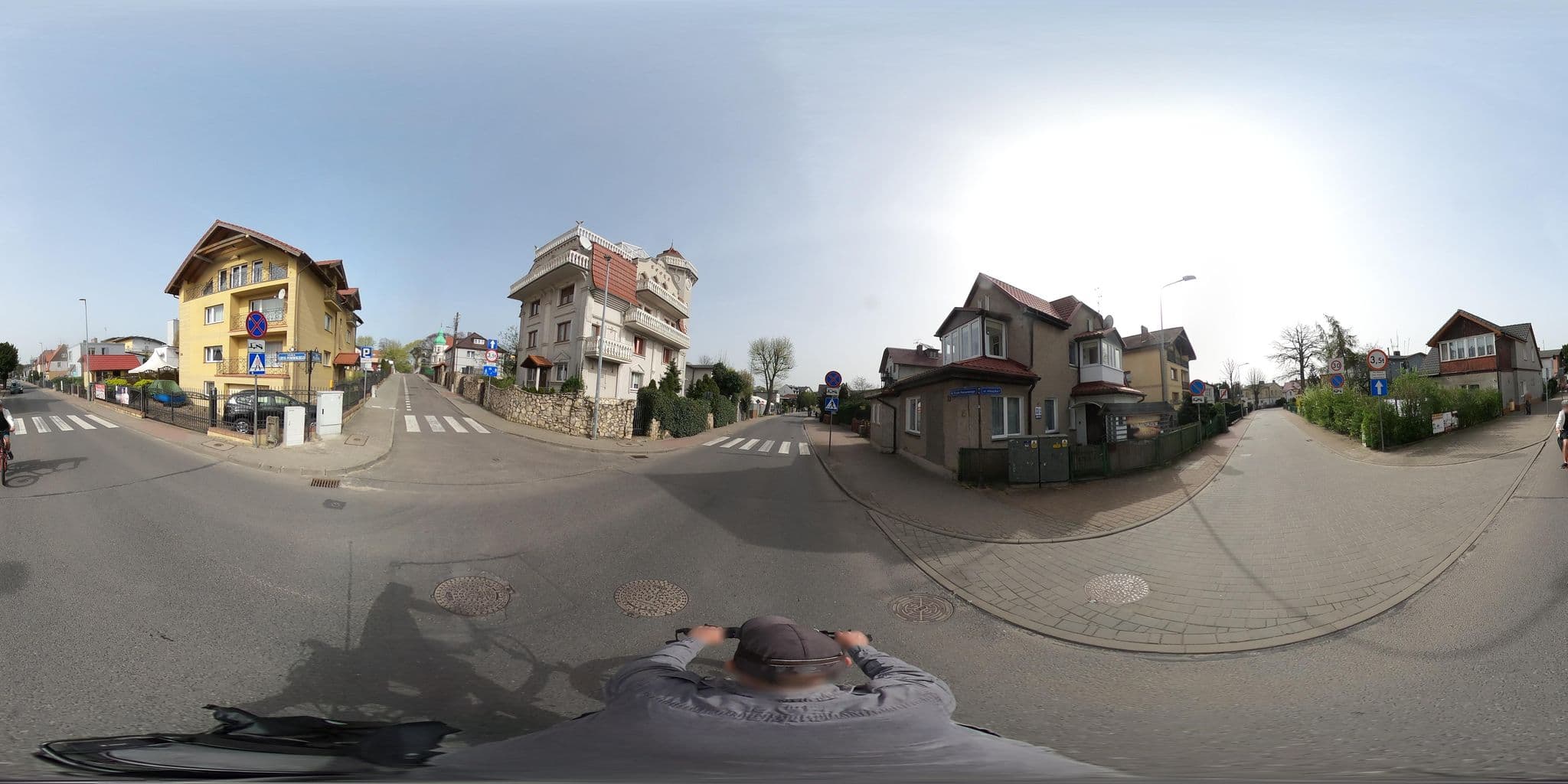 Street view near Apartamenty Mewa, Międzyzdroje — © tomlo1980 (CC BY-SA · Mapillary)