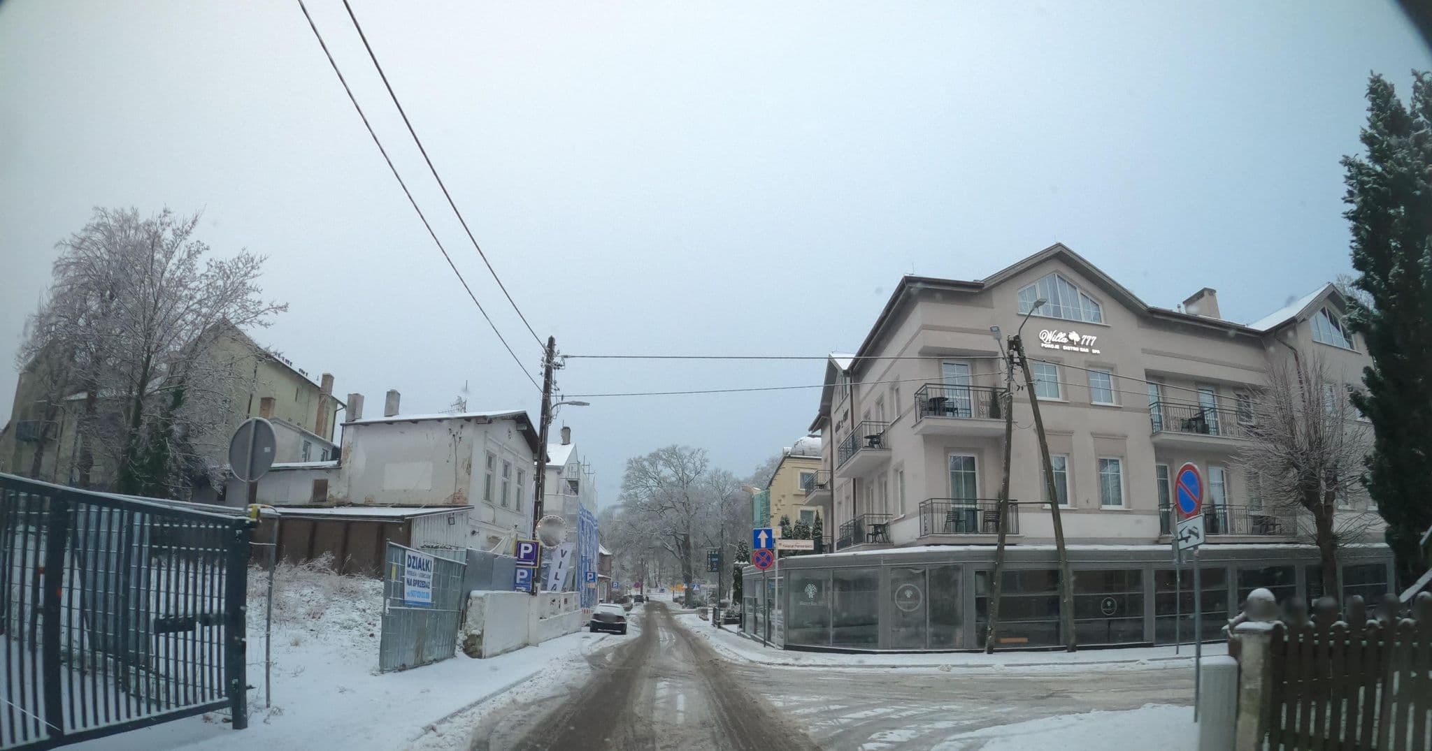 Street view near Czyż Iwona. Kwatery Prywatne, Międzyzdroje — © masterofnoroad (CC BY-SA · Mapillary)