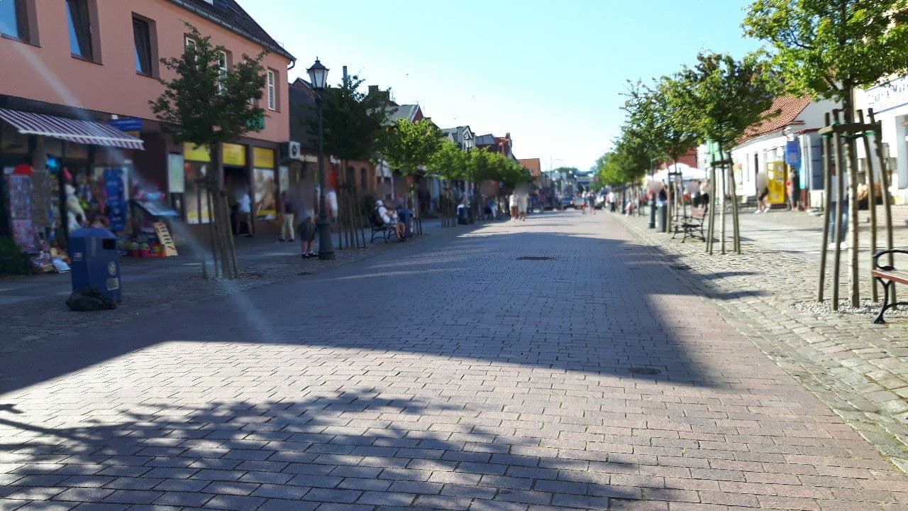 Street view near Villa Łeba Pokoje & Apartmany, Łeba — © changchun1 (CC BY-SA · Mapillary)