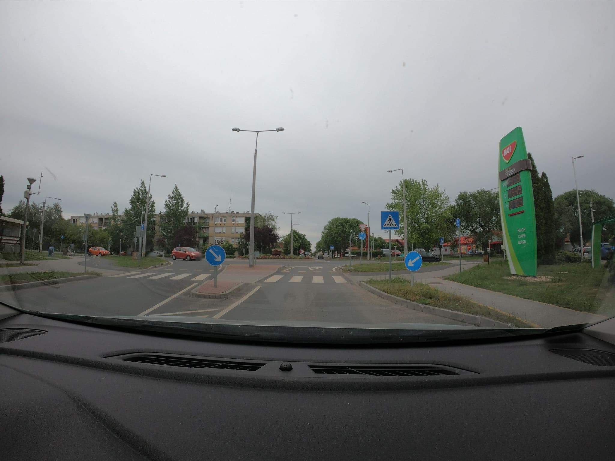 Street view near Füzes Panzio, Tiszafüred — © vst (CC BY-SA · Mapillary)