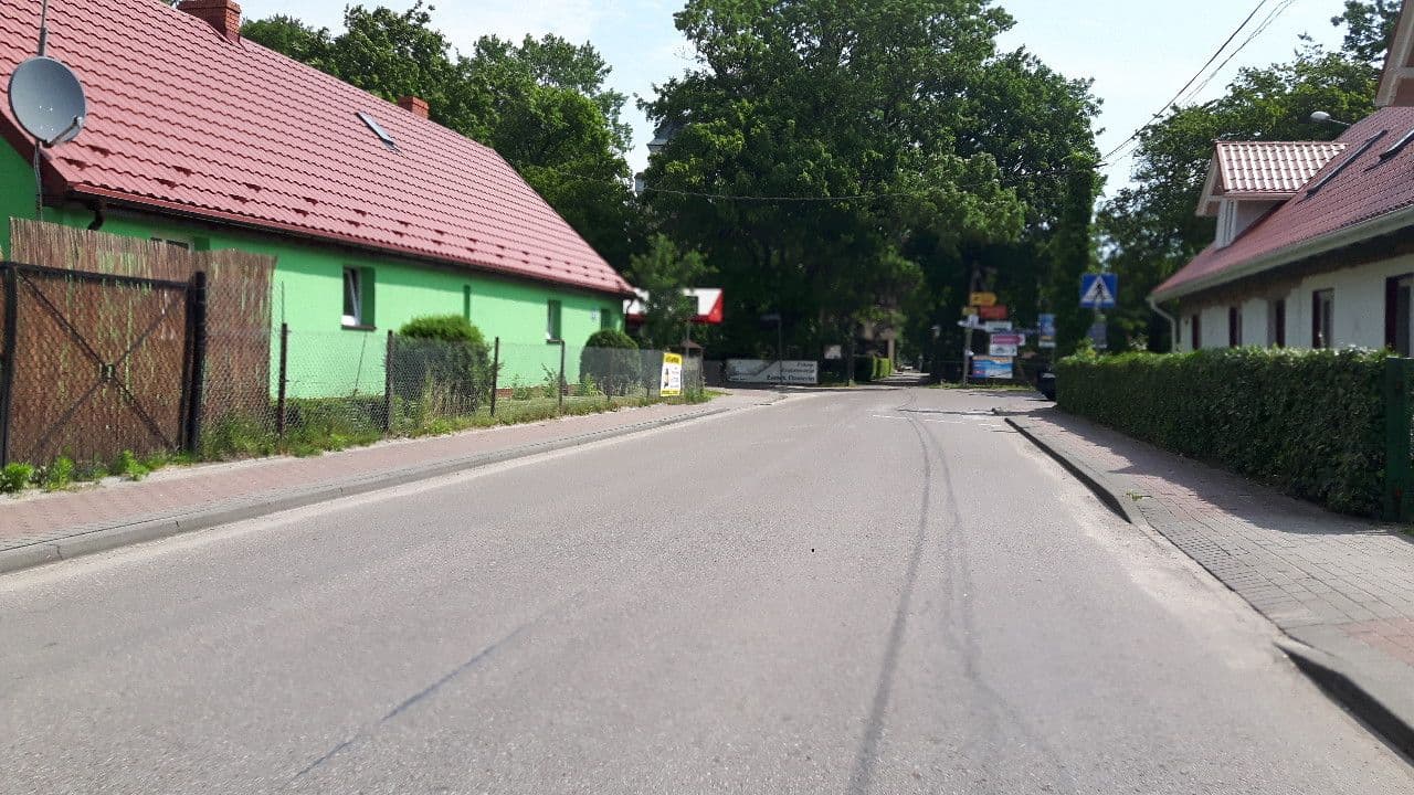 Street view near Lago Dom Wypoczynkowy, Łeba — © changchun1 (CC BY-SA · Mapillary)