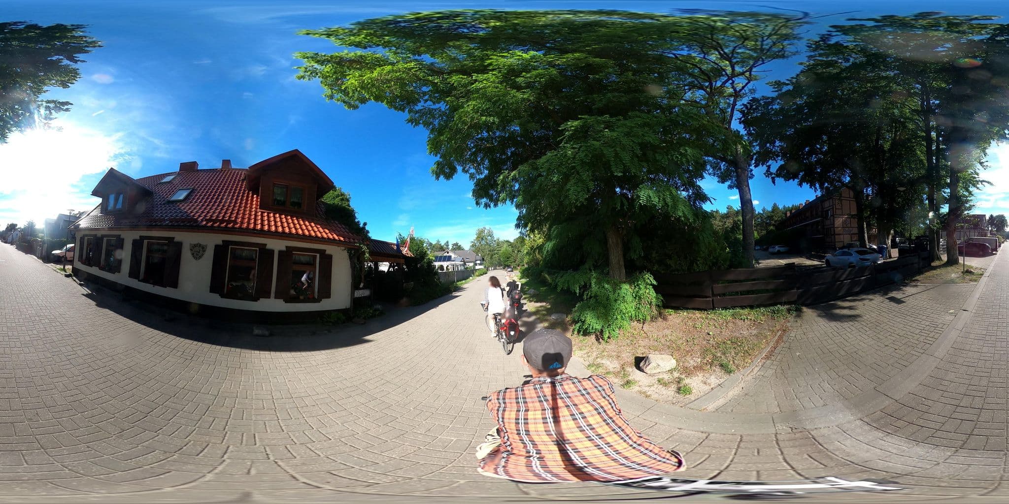Street view near Apartamenty Kotwica, Ustka — © masterofnoroad (CC BY-SA · Mapillary)