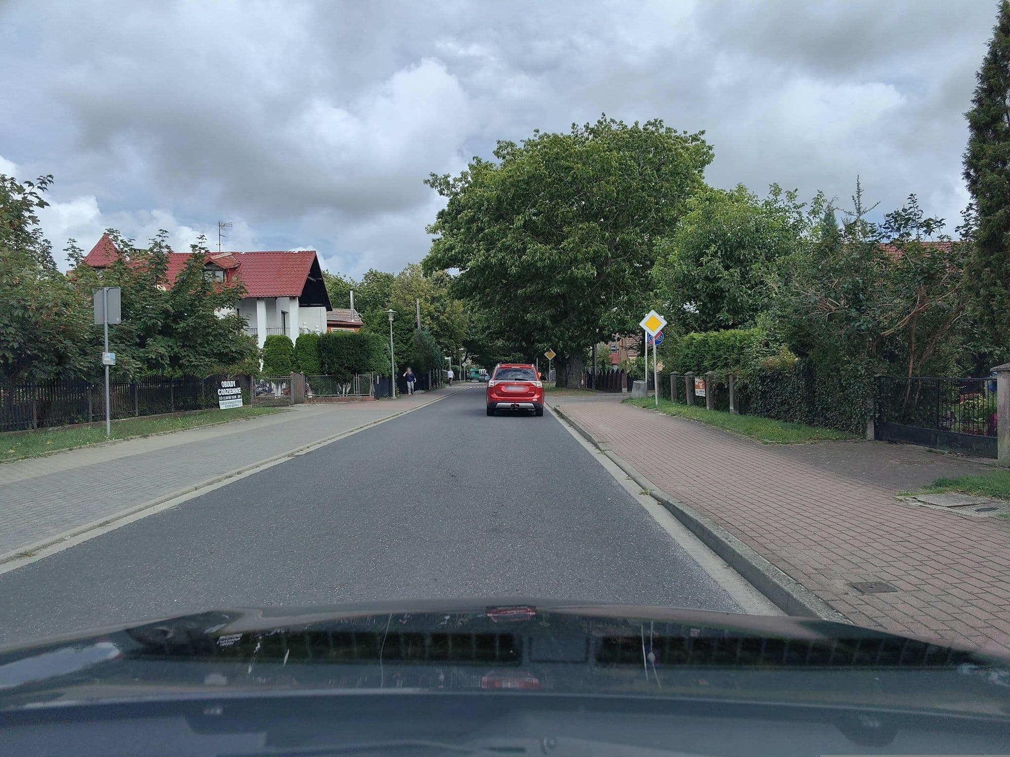 Street view near Przedsiębiorstwo Usługowe Katarzyna Muller, Ustka — © kietlak (CC BY-SA · Mapillary)