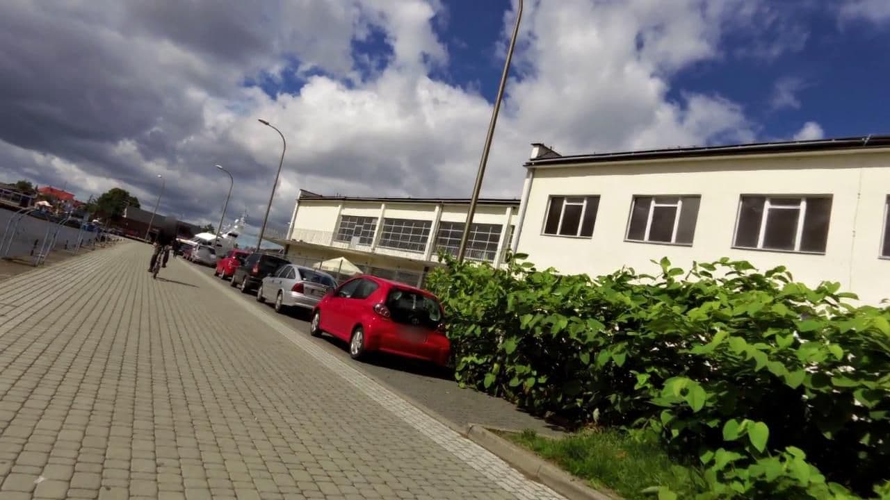 Street view near Delfin. Dom wypoczynkowy, Darłówko — © masterofnoroad (CC BY-SA · Mapillary)