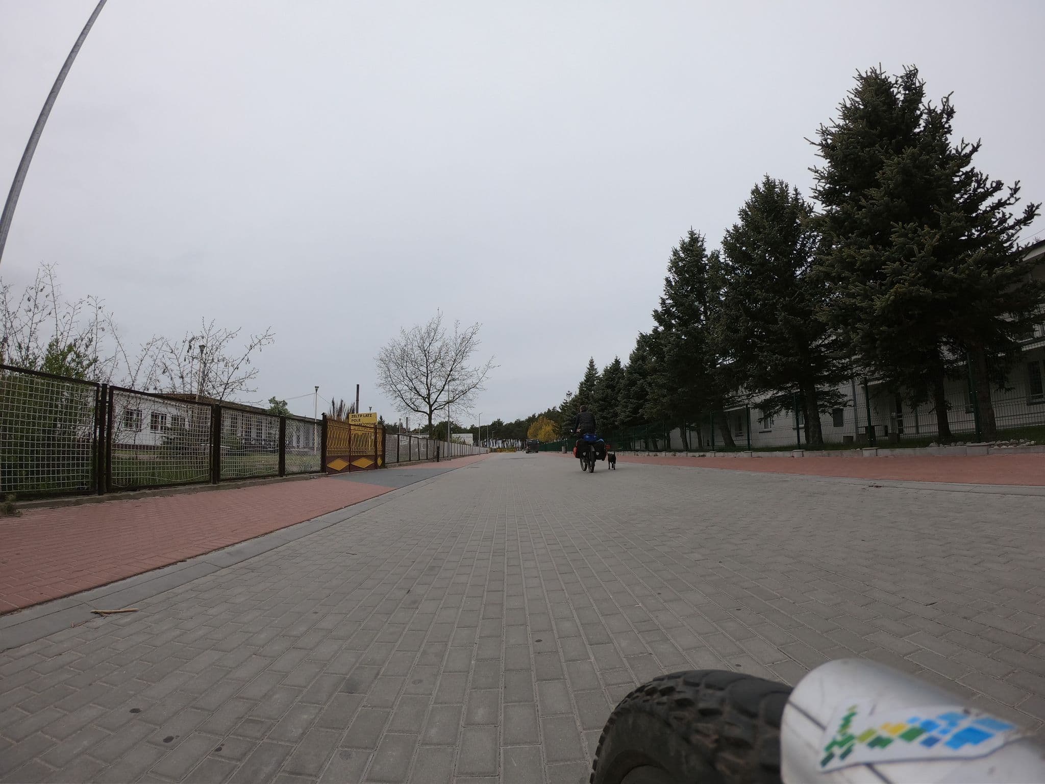 Street view near Ośrodek wczasowy Słoneczko, Ustka — © masterofnoroad (CC BY-SA · Mapillary)