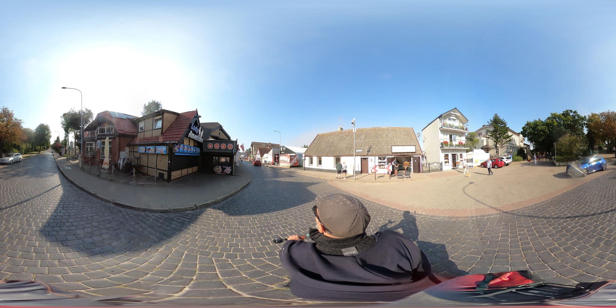 Street view near Domek Apartamentowy, Darłówko — © masterofnoroad (CC BY-SA · Mapillary)