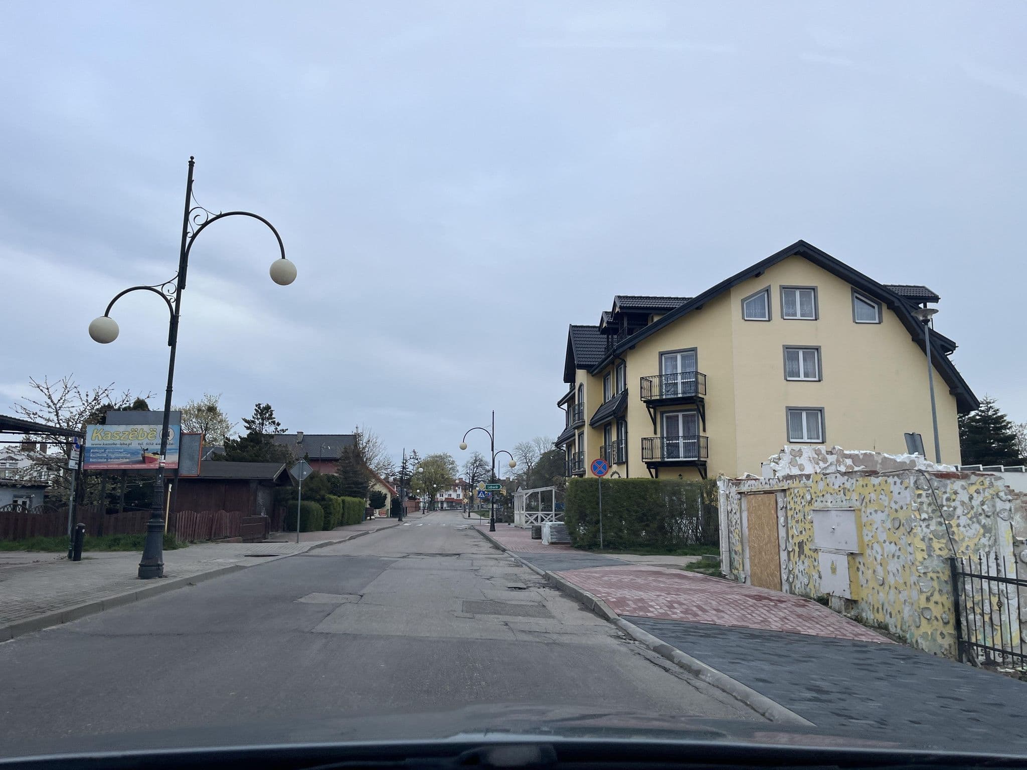 Street view near Lusia Pokoje Gościnne i Przyczepy Kempingowe, Łeba — © ptks (CC BY-SA · Mapillary)