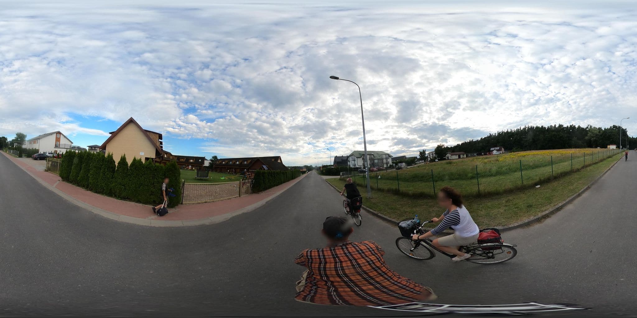 Street view near Domki Victoria, Ustka — © masterofnoroad (CC BY-SA · Mapillary)