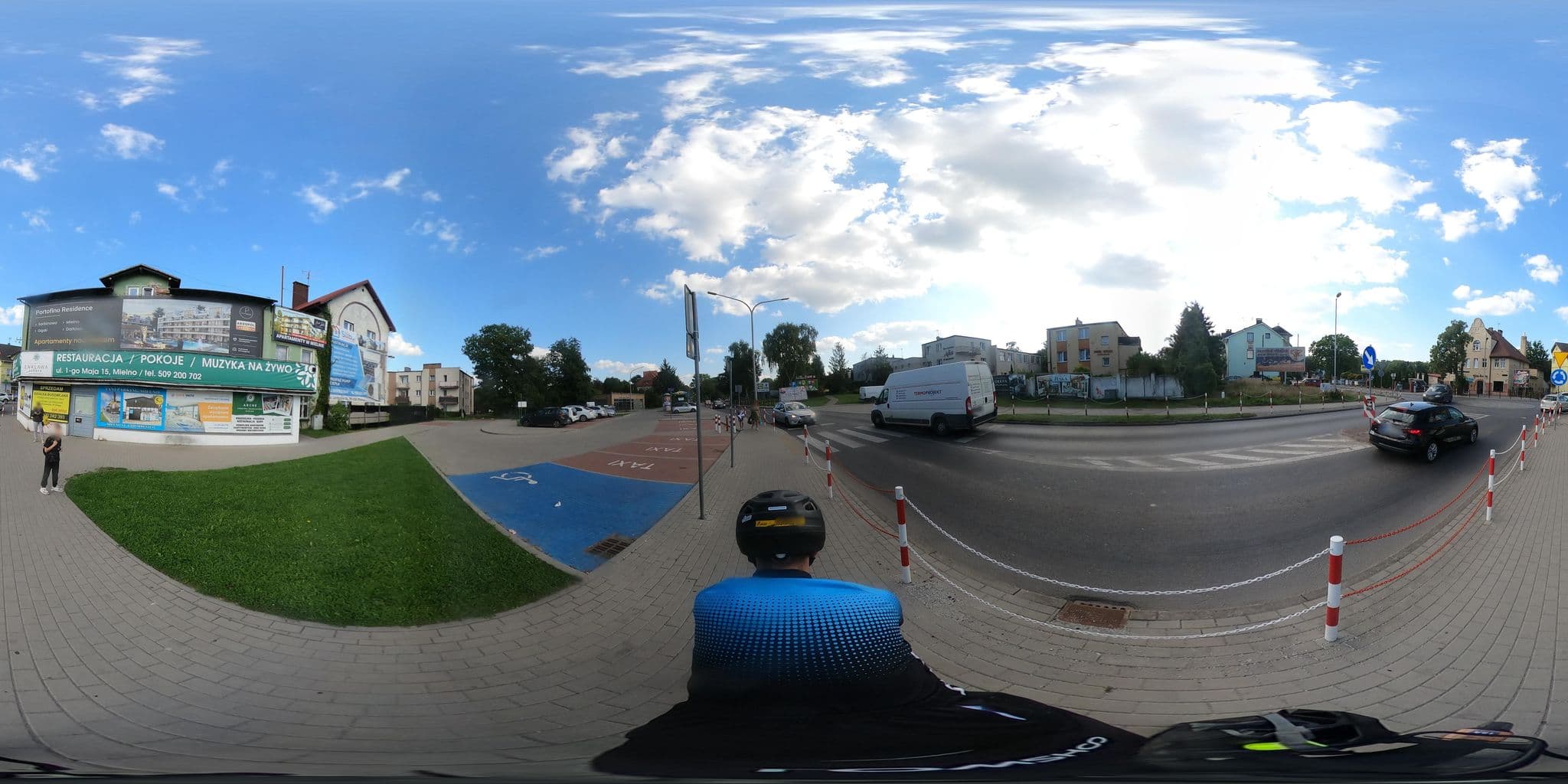 Street view near Gilewska L. Kwatery prywatne, Mielno — © RowerowyRozboojnik (CC BY-SA · Mapillary)