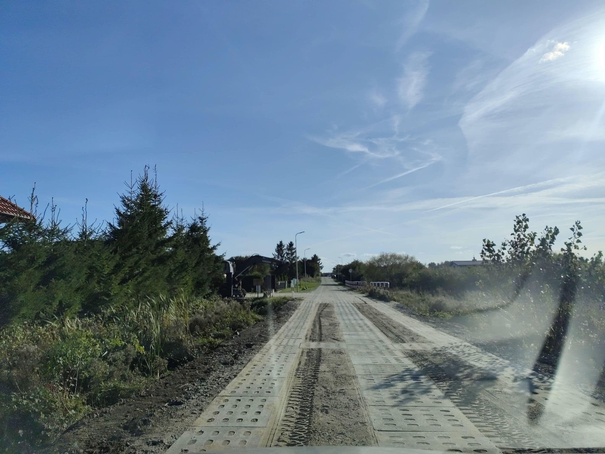 Street view near Domki Letniskowe Iwet, Darłowo — © masterofnoroad (CC BY-SA · Mapillary)