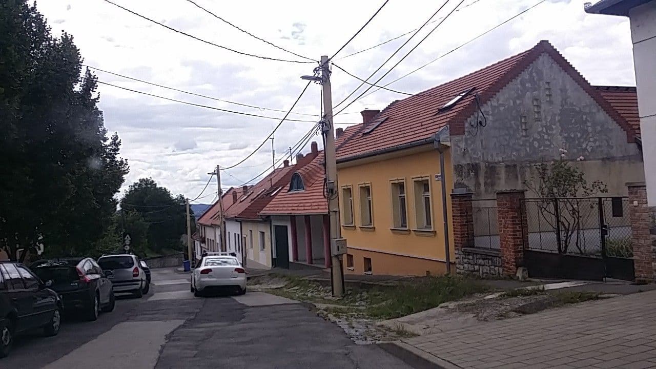 Street view near 35 Vendégház, Pécs — © utvonalfelmeresek (CC BY-SA · Mapillary)