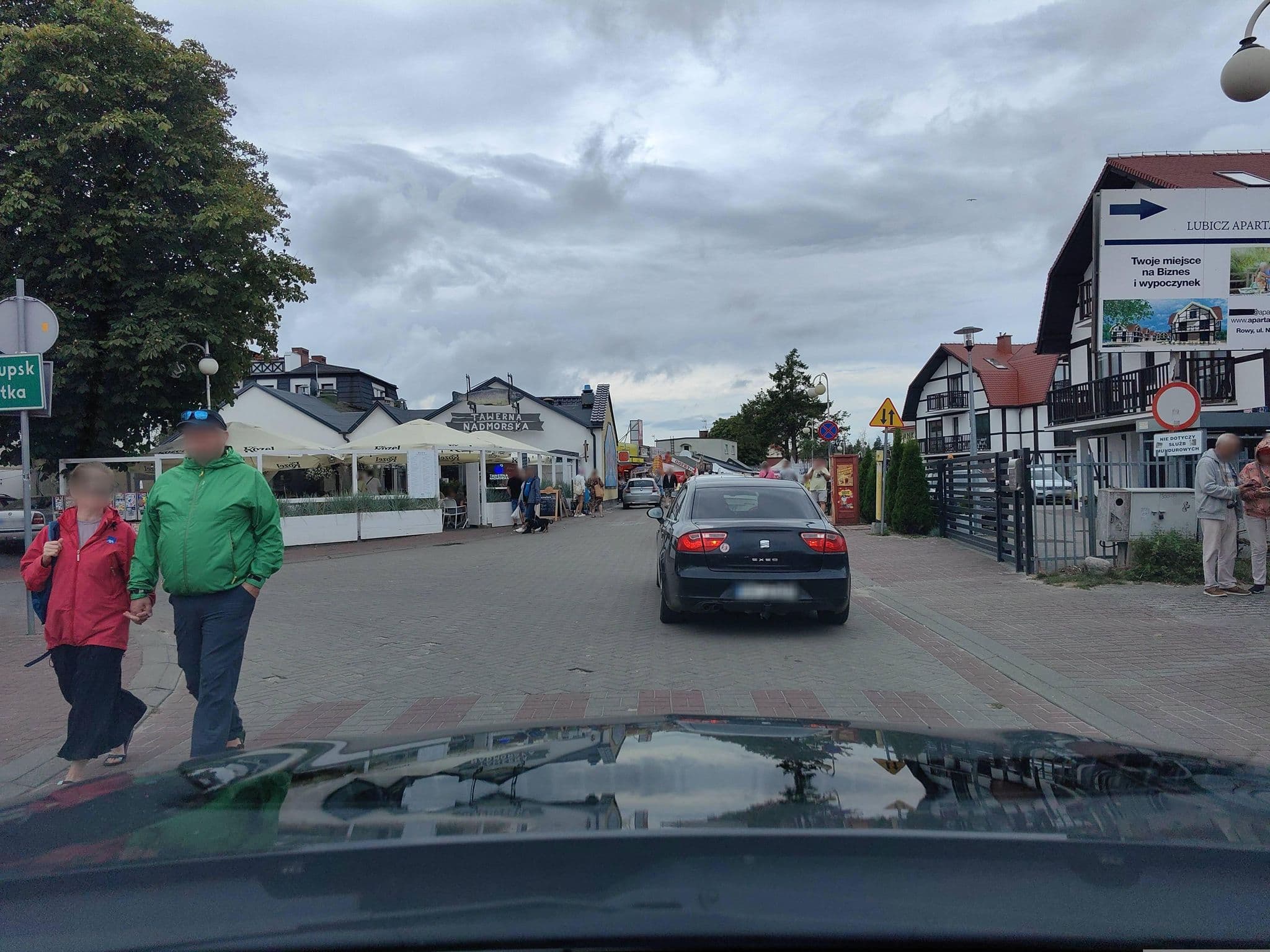 Street view near Apator. Pokoje gościnne, Ustka — © kietlak (CC BY-SA · Mapillary)