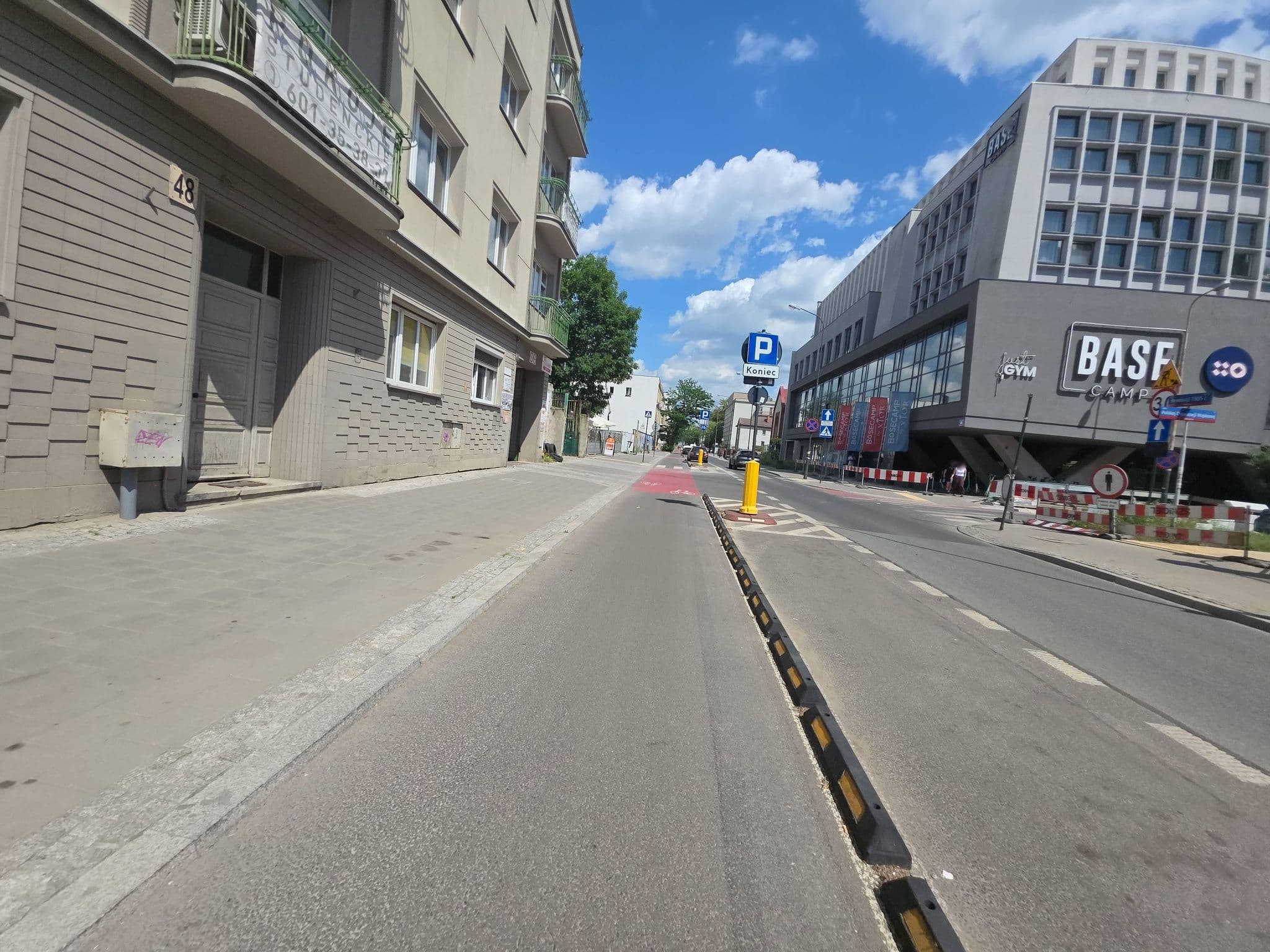 Street view near Hostel LaGranda, Łódź — © Rowerowa_Lodz (CC BY-SA · Mapillary)