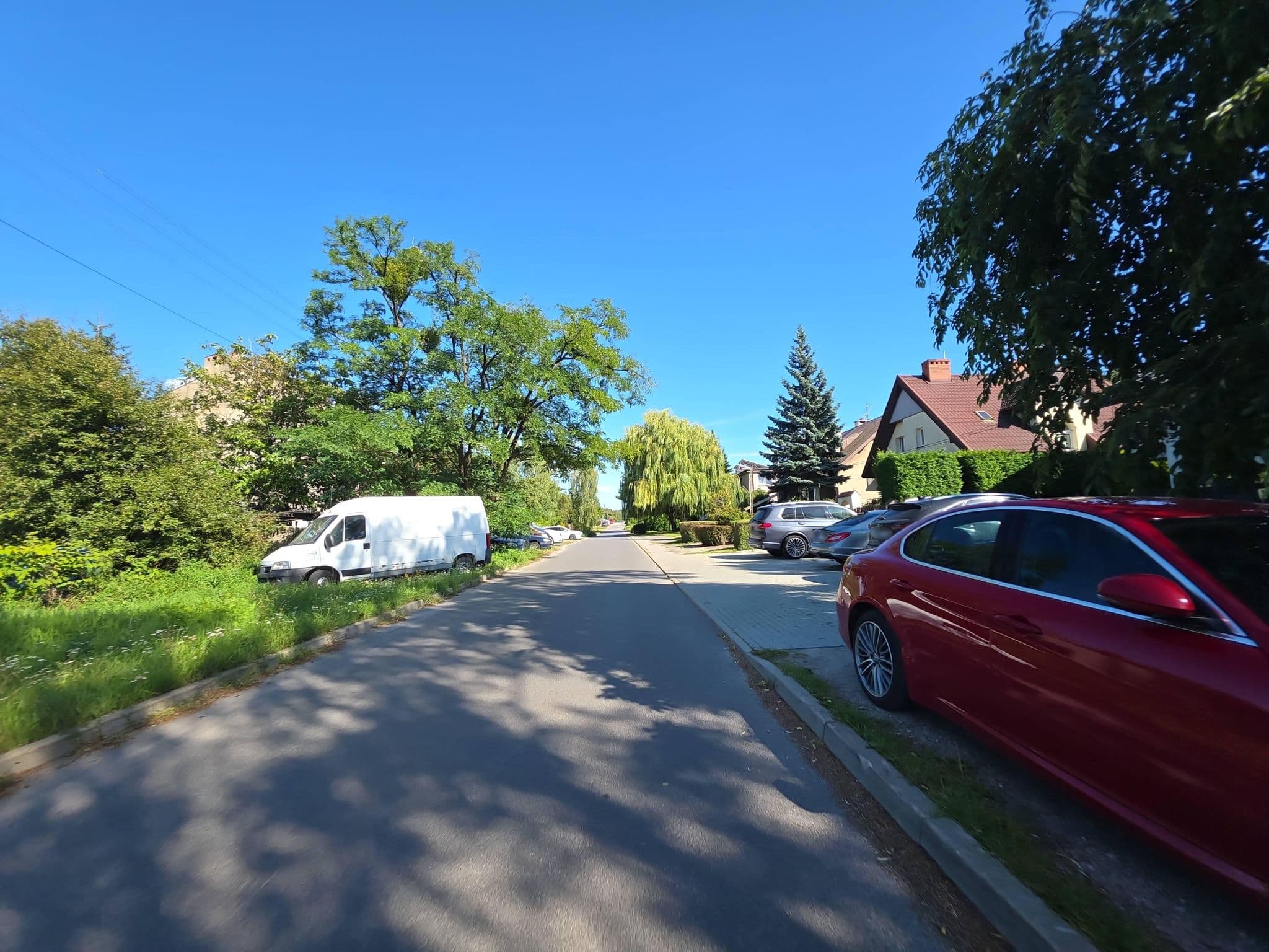 Street view near Gumi Bogumiła Kuciańska, Łódź — © Rowerowa_Lodz (CC BY-SA · Mapillary)