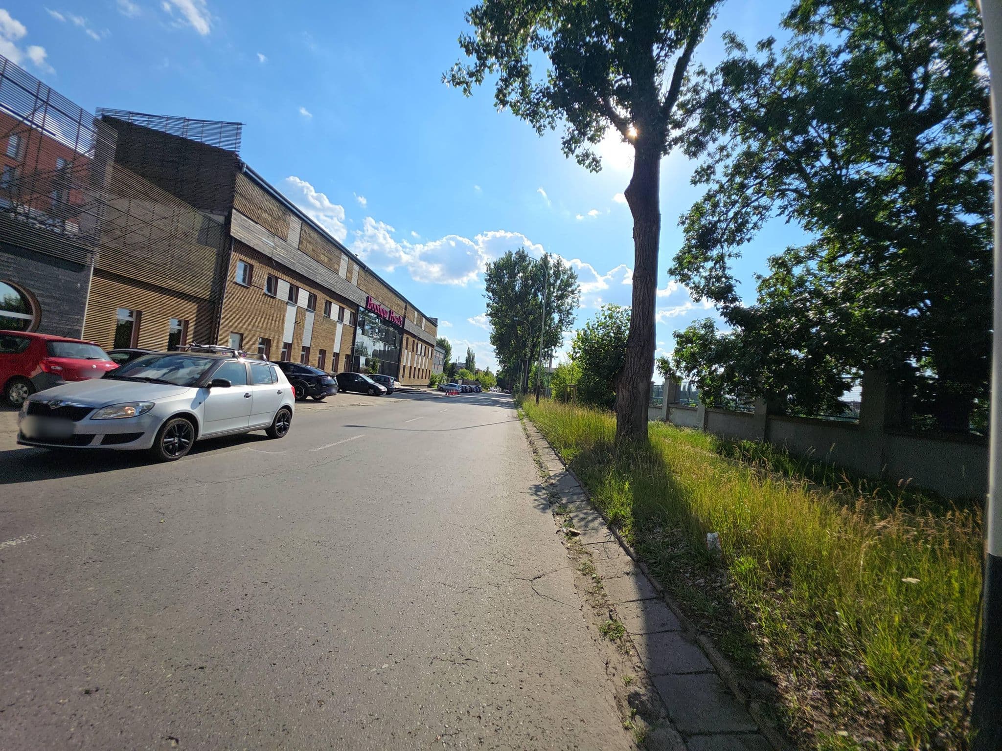Street view near "Boutique Hotel's" Noclegi, Łódź — © Rowerowa_Lodz (CC BY-SA · Mapillary)
