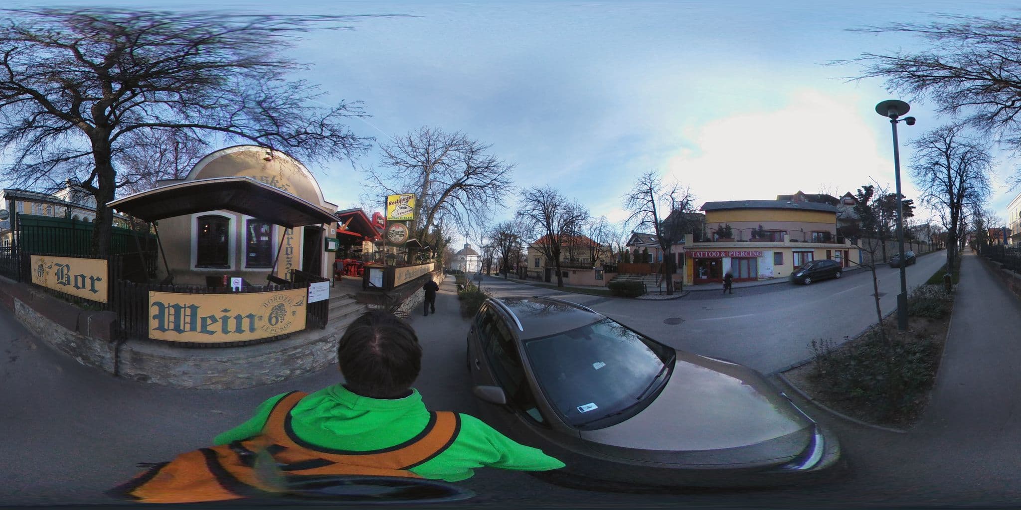 Street view near Hotel Astoria Szálló, Balatonfüred — © kami911 (CC BY-SA · Mapillary)