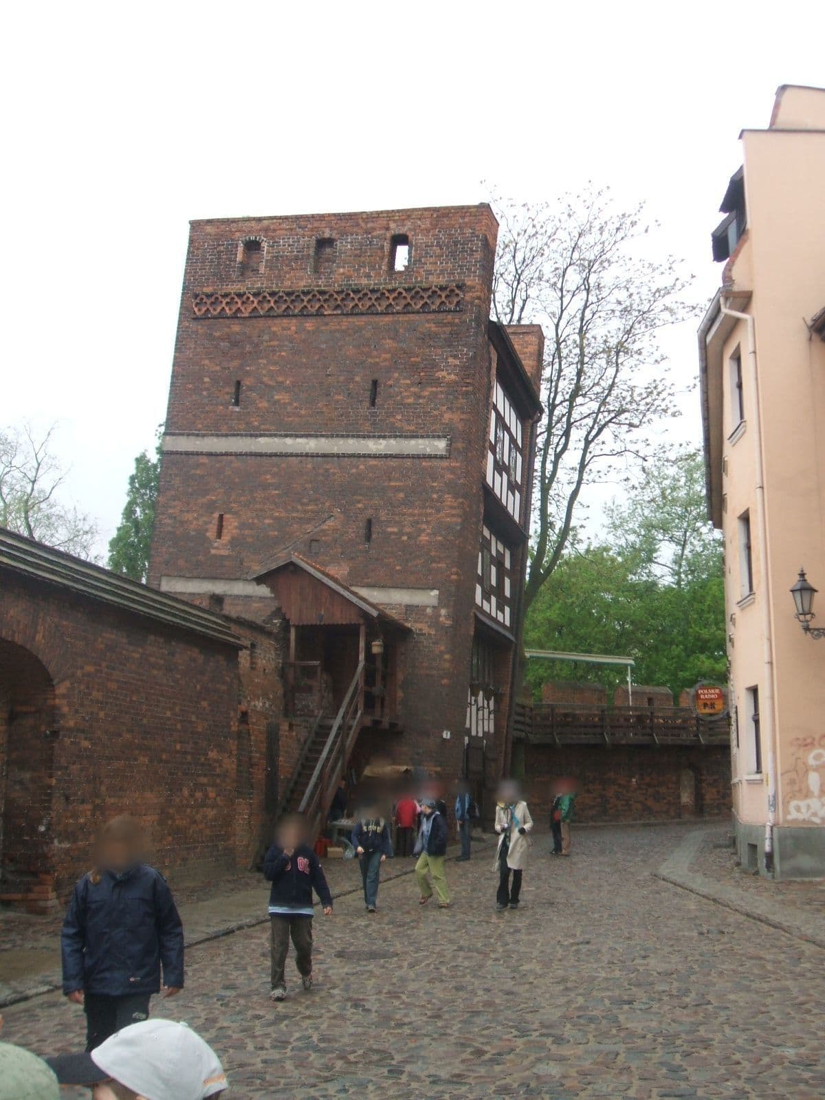 Street view near Apartamenty Pod Krzywą Wieżą, Toruń — © racibo (CC BY-SA · Mapillary)