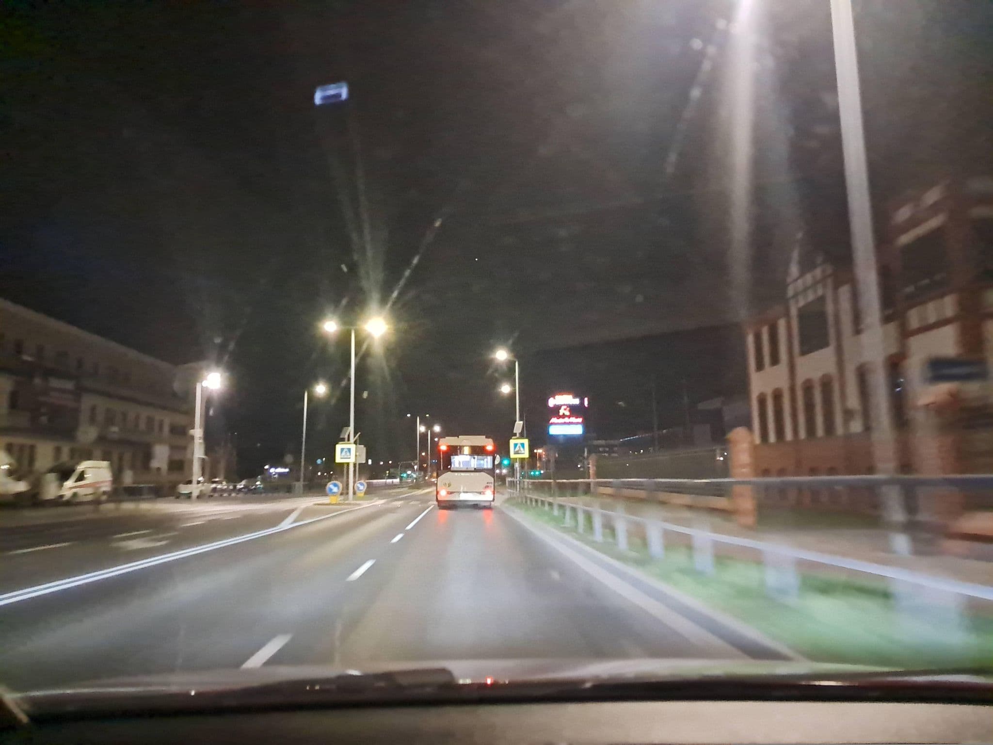 Street view near Wspólnota Mieszkaniowa Slowackiego 81, Toruń — © misPierdzis (CC BY-SA · Mapillary)