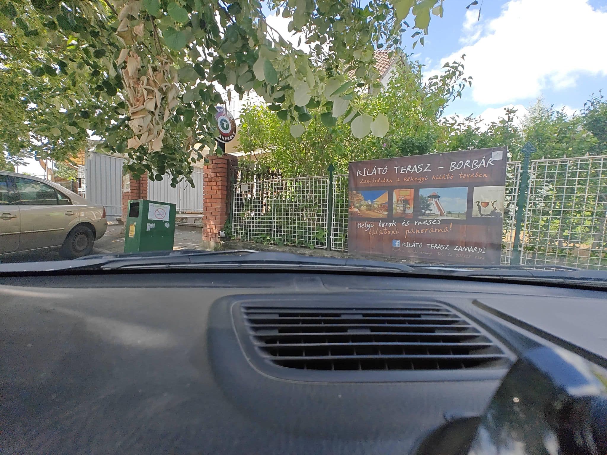Street view near Rácz Vendégház, Zamárdi — © Winner_hun (CC BY-SA · Mapillary)