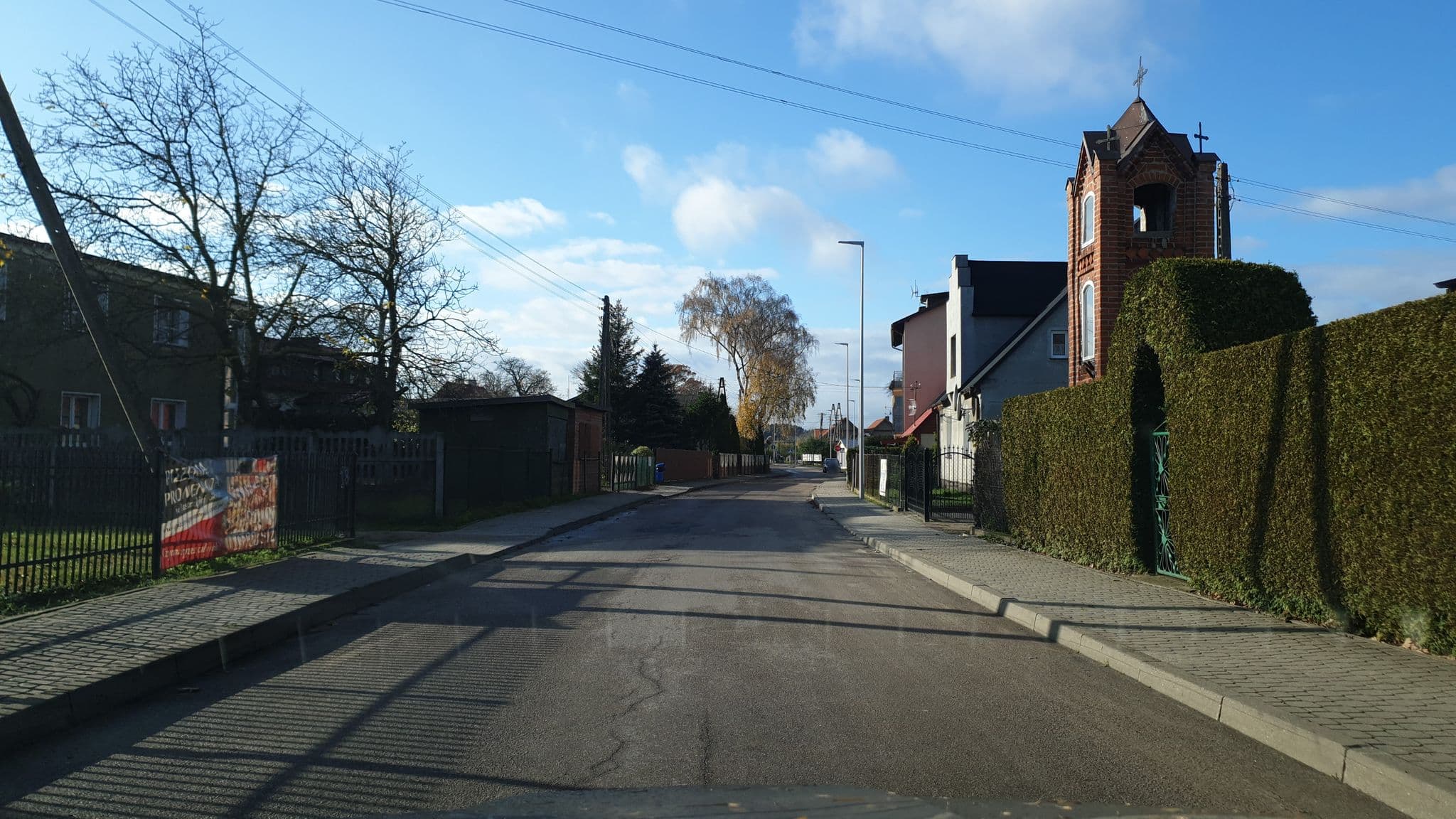 Street view near MAHARÓWKA - Domki drewniane nad morzem, Jastrzębia Góra — © krz (CC BY-SA · Mapillary)
