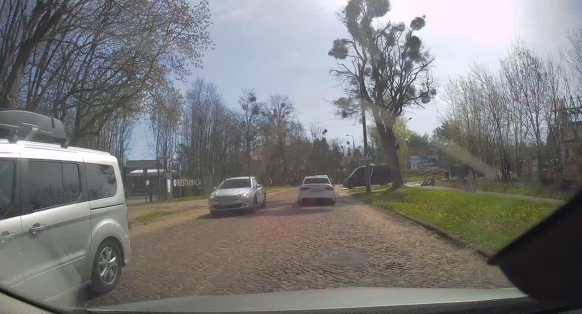 Street view near Rozewska Bliza, Jastrzębia Góra — © edc22 (CC BY-SA · Mapillary)