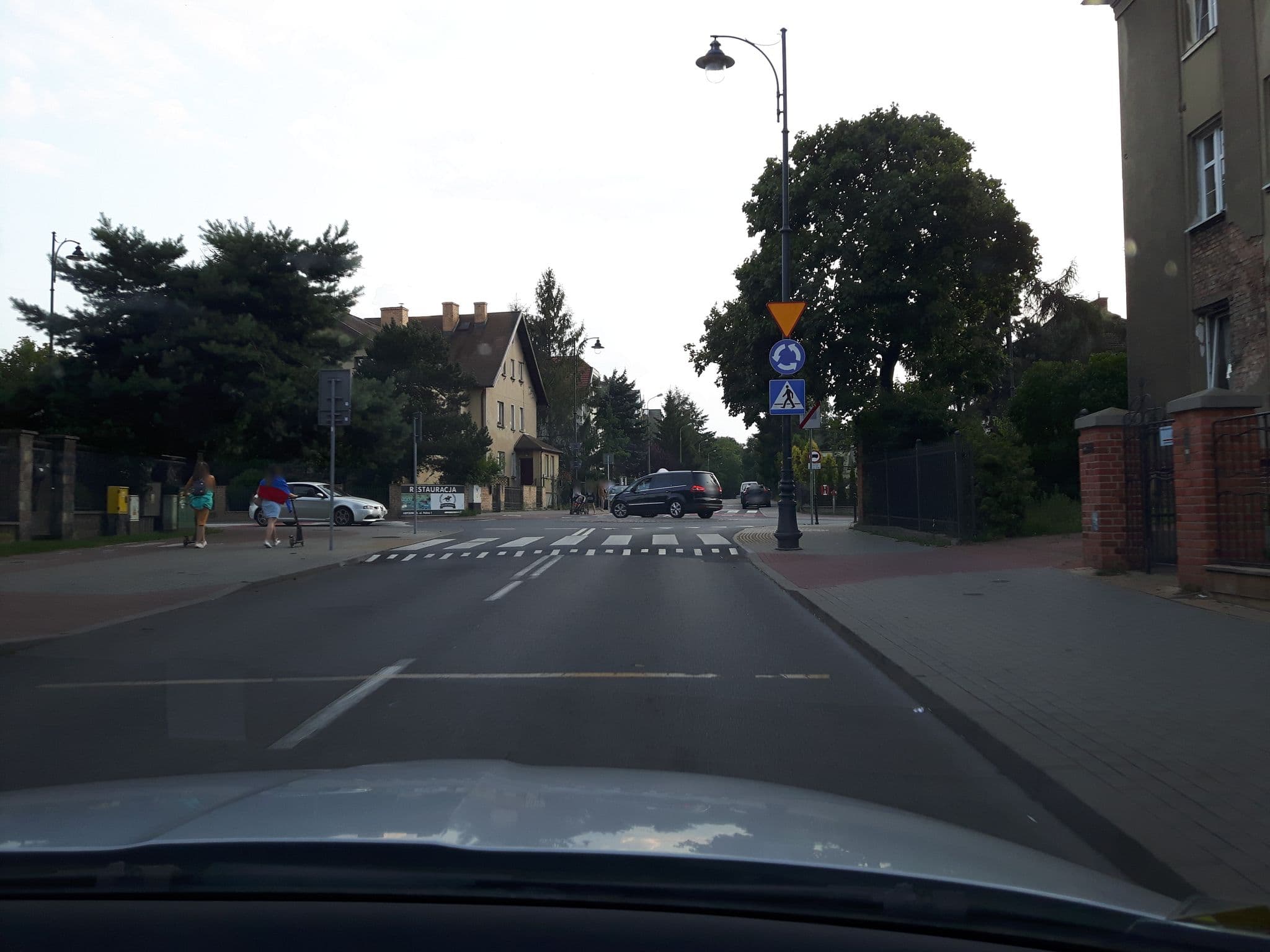 Street view near Apartment 33, Żabianka-Wejhera-Jelitkowo-Tysiąclecia — © andpol_2288 (CC BY-SA · Mapillary)