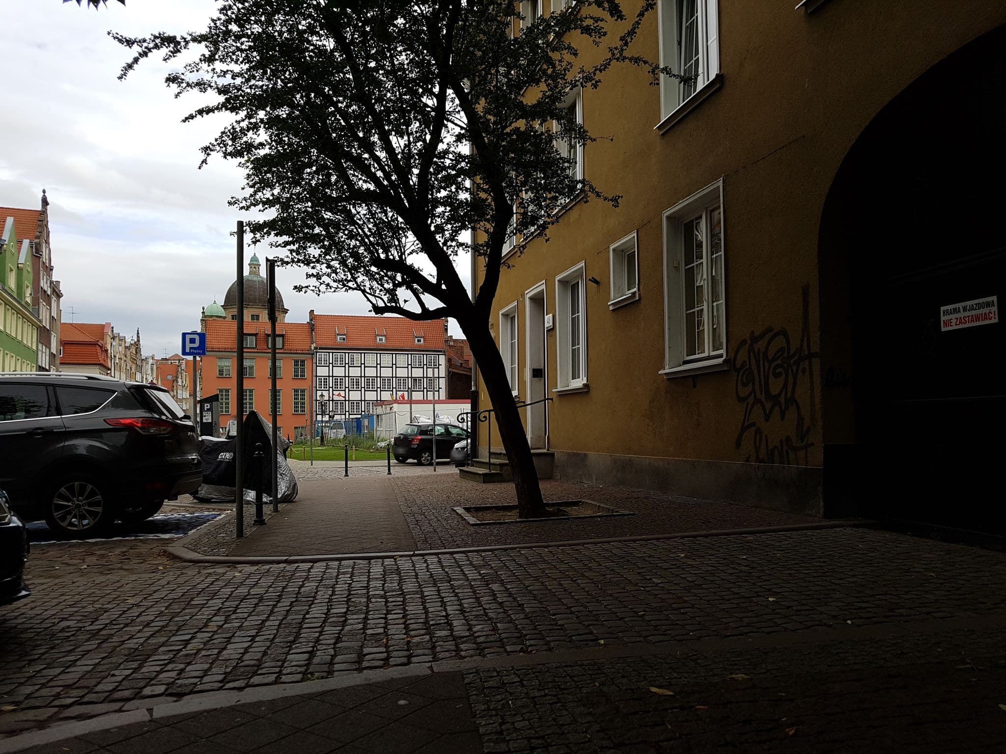 Street view near Apartaments Gdańsk Św. Ducha, Gdańsk — © pbb (CC BY-SA · Mapillary)